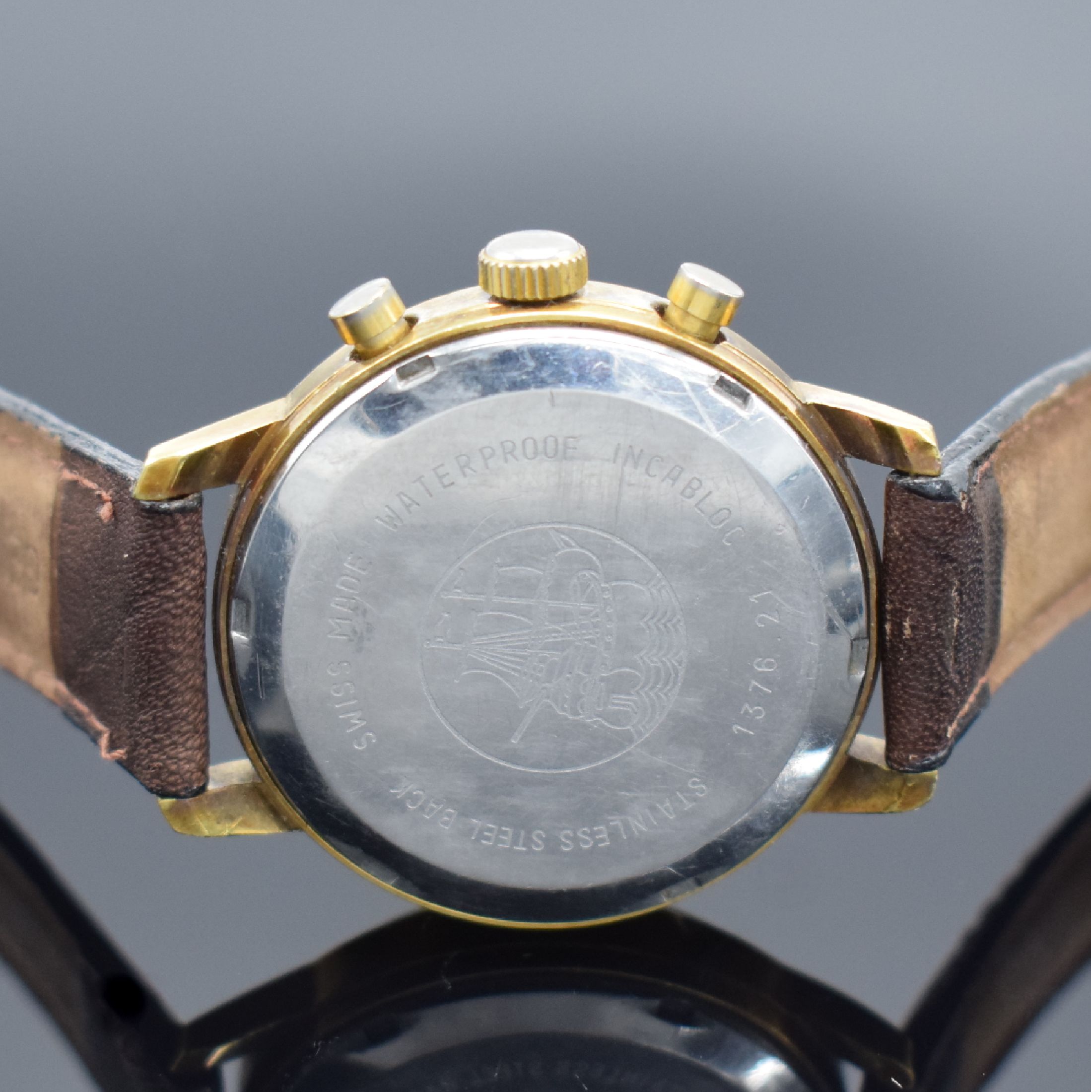 Detail d: ROAL Geneve Herrenchronograph mit Kaliber Valjoux 7733, Schweiz um 1970, Handaufzug, verg. Geh., Stahlboden sign. Ch. Gigandet geschr., silb. ...