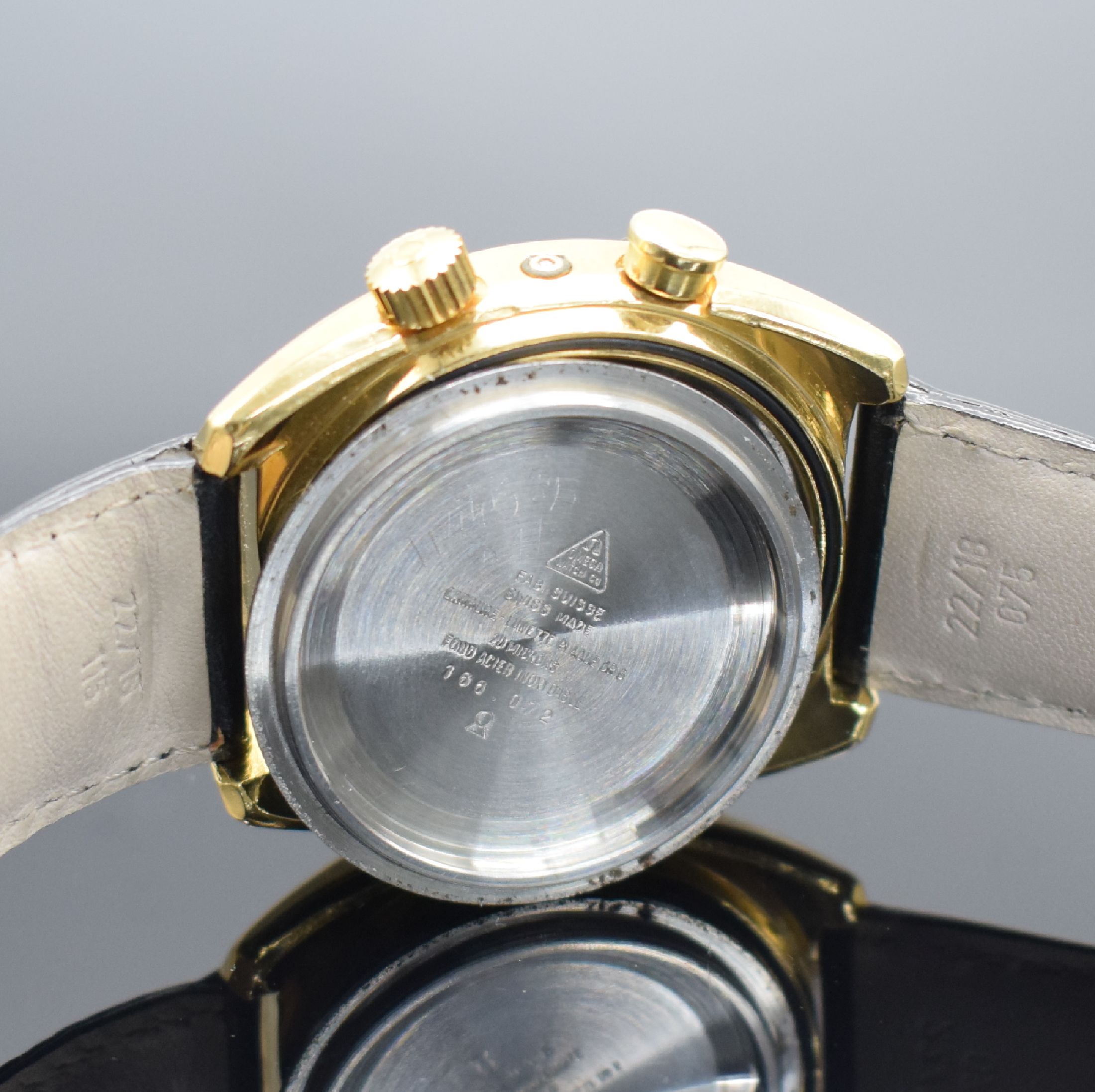 Detail f: OMEGA Automatikwecker Seamaster Memomatic Referenz 166.072, Schweiz um 1972, hartverg. Metallgeh., Edelstahlboden verschr., Anz. v. Std., Min., ...