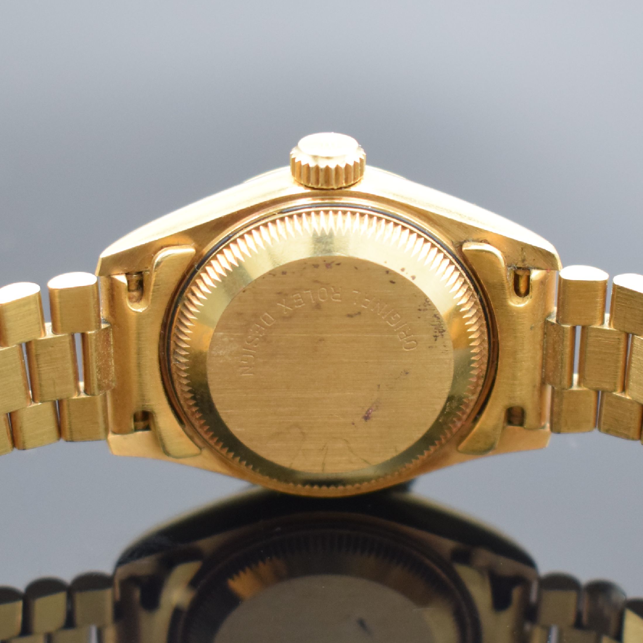 Detail e: ROLEX Damenarmbanduhr Oyster Perpetual Datejust Referenz 69178, Automatik, Chronometer der Superlative in GG 750/000 inkl. Präsidentband, Boden & ...