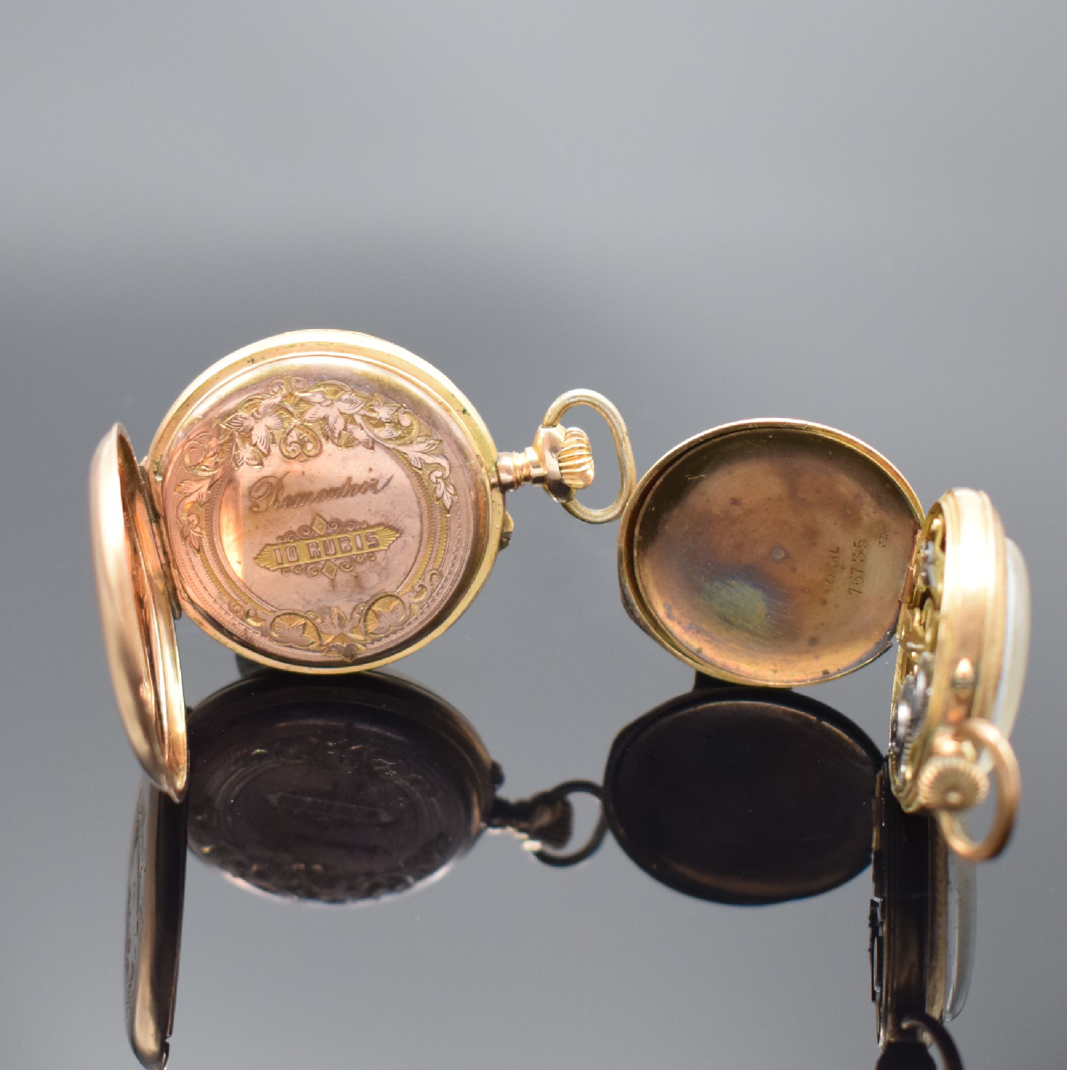 Detail c: 2 Damentaschenuhren in RG 585/000, Schweiz um 1890, beide mit Zylinderhemmung, Emailzifferbl., röm. Zahlen & Metallcuvette, D. ca. 33,5 & 28 mm, ...
