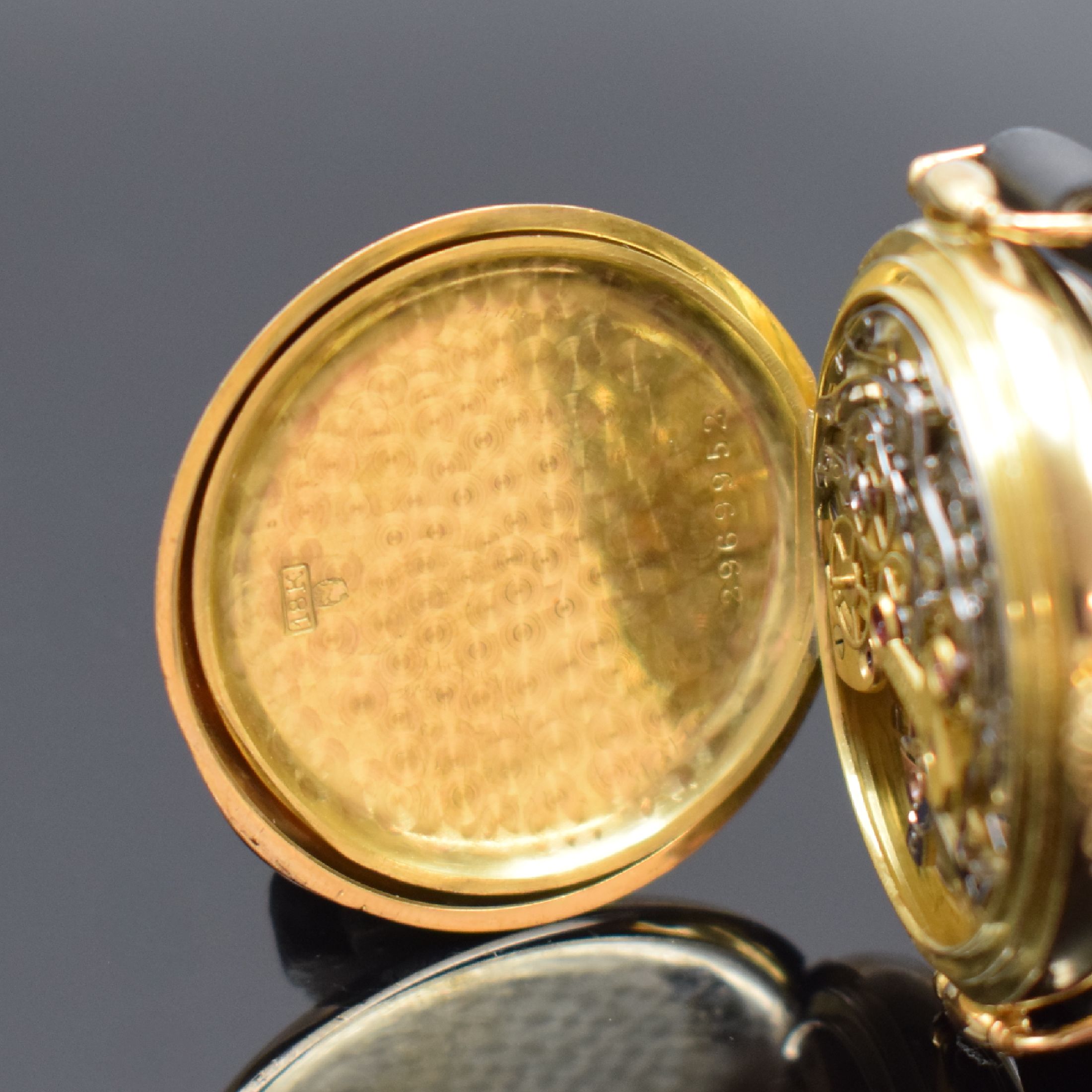Detail e: LONGINES seltener früher Armbandchronograph Kaliber 13.33 in GG 750/000, Schweiz lt. Stammbuchauszug verk. Jan. 1918, Handaufzug, glattes ...