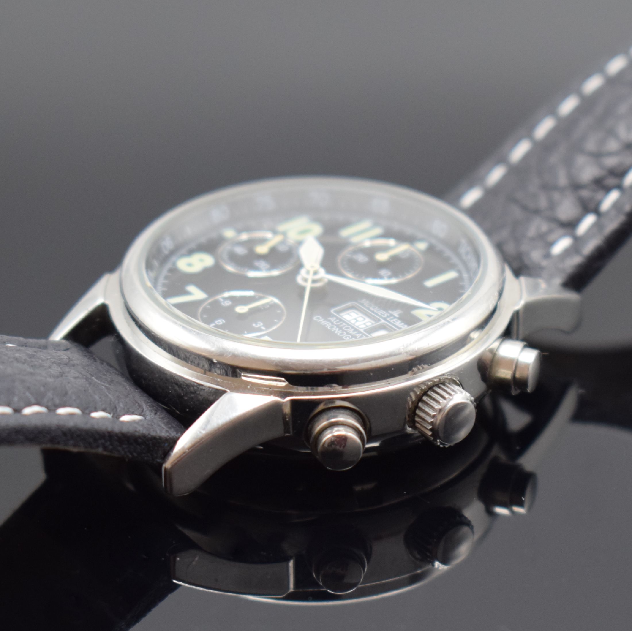 Detail b: JAQUES LEMANS Armbandchronograph in Stahl Referenz 1-789, Schweiz um 2010, Automatik, verschr. Geh., schwarzes Glanz-Zifferbl. m. arab. Leuchtzahlen, ...