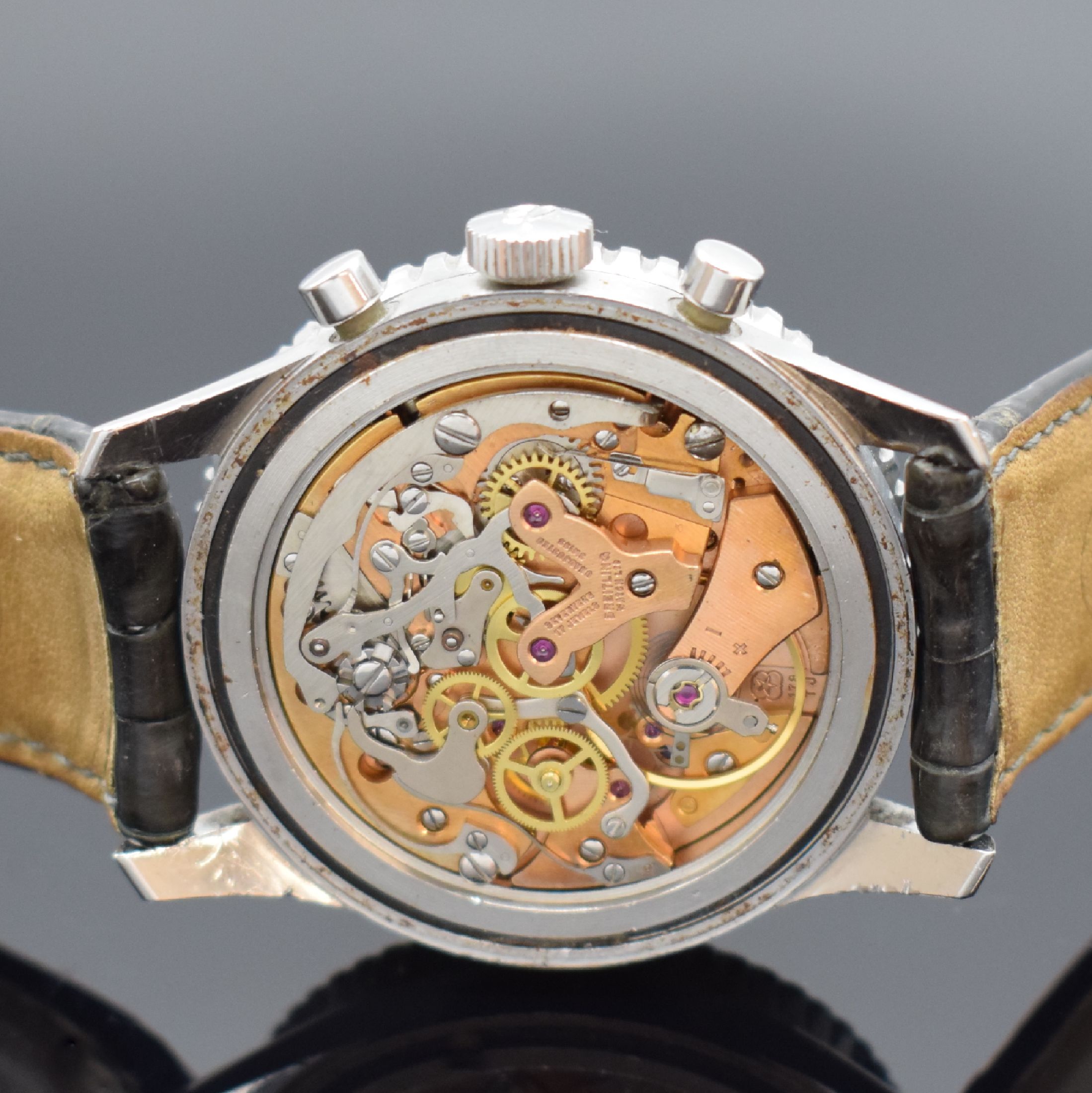 Detail d: BREITLING Navitimer 806 Fliegerchronograph in Stahl, Schweiz um 1969, Handaufzug, gedr. Geh., Rechenschieber-Drehlünette, orig. Krone & Drücker, ...