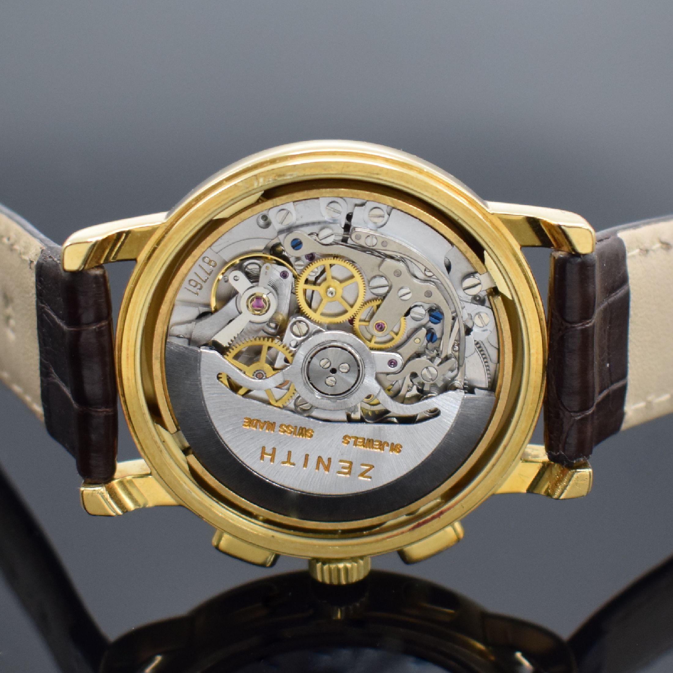 Detail e: ZENITH El Primero Chronometre Herrenarmbanduhr mit Chronograph in GG 750/000 Referenz 30-0380.400, Schweiz um 1993, Automatik, massives 2-teil. ...