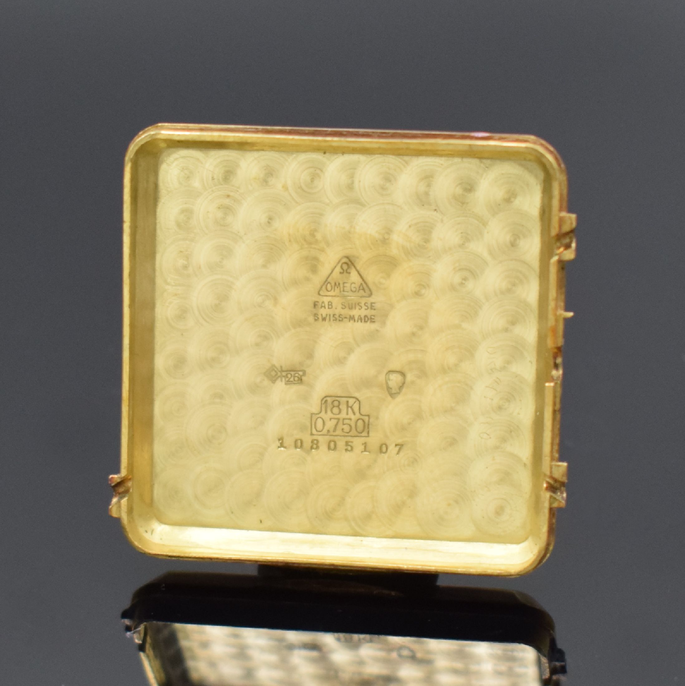 Detail e: OMEGA Cosmic Referenz 3944 seltene quadratische Kalenderuhr in GG 750/000, Schweiz lt. Archivauszug verk. Dez. 1951, Handaufzug, unpoliertes gedr. ...