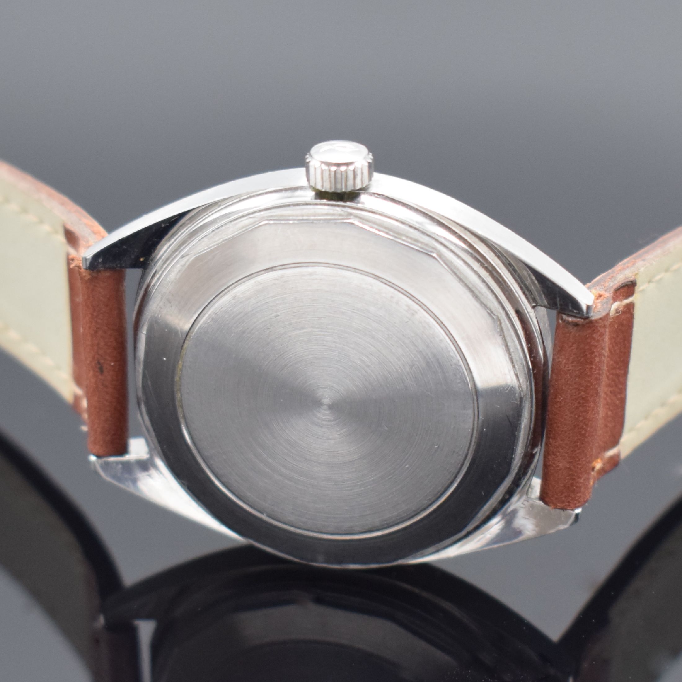 Detail b: IWC Yacht Club Herrenarmbanduhr in Stahl Referenz 811 AD, Schweiz um 1972, Automatik, verschr. Geh., stoßgesicherte Werkhalterung, orig. Krone, ...