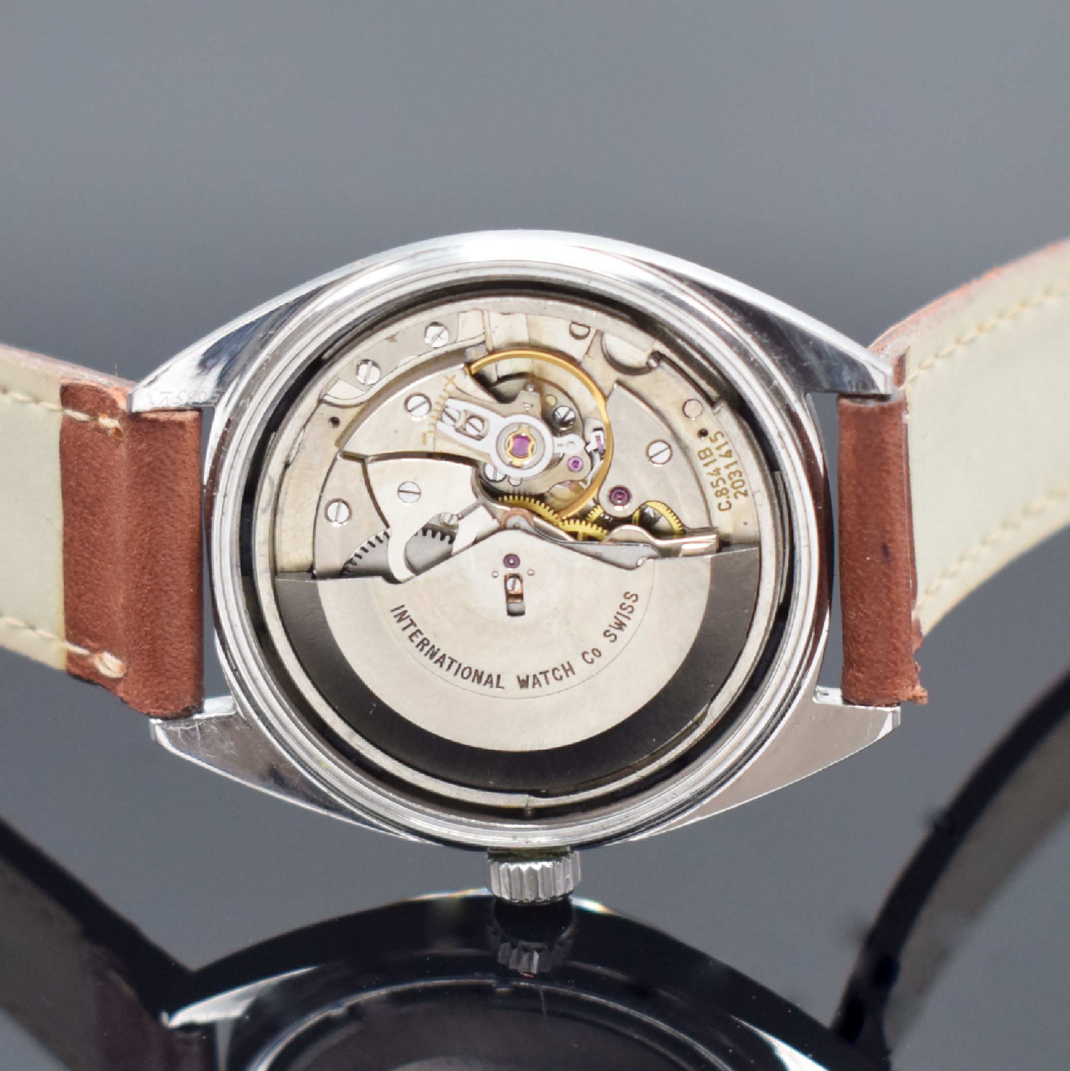 Detail d: IWC Yacht Club Herrenarmbanduhr in Stahl Referenz 811 AD, Schweiz um 1972, Automatik, verschr. Geh., stoßgesicherte Werkhalterung, orig. Krone, ...