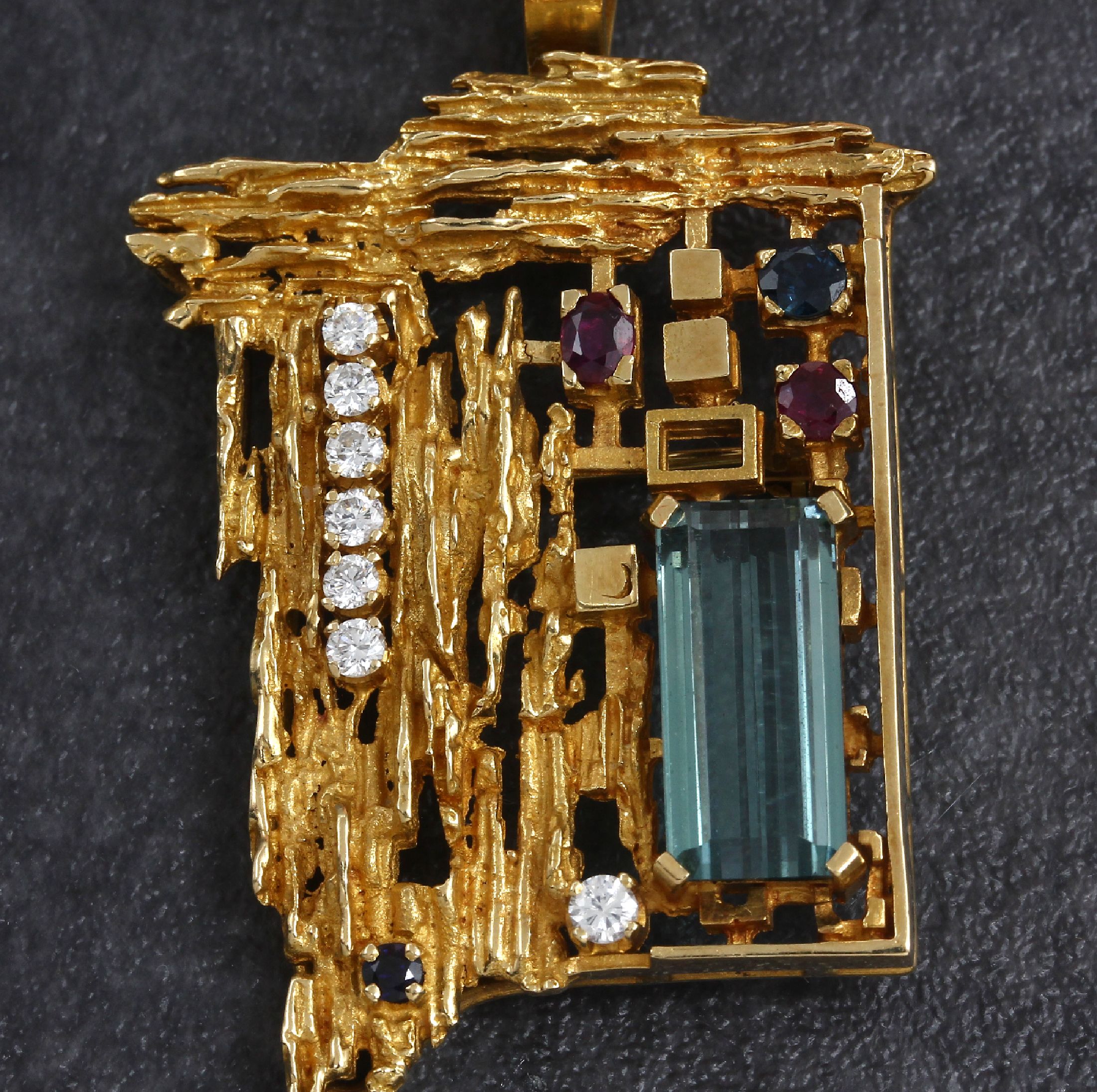 Detail a: 18 kt Gold Farbstein-Diamant-Brosche/Anhänger, GG 750/000, ausgefallen, rechteckig facett.blau Topas (beh.) ca. 6.0 ct, 7 Diamanten zus.ca. 0.35 ct ...