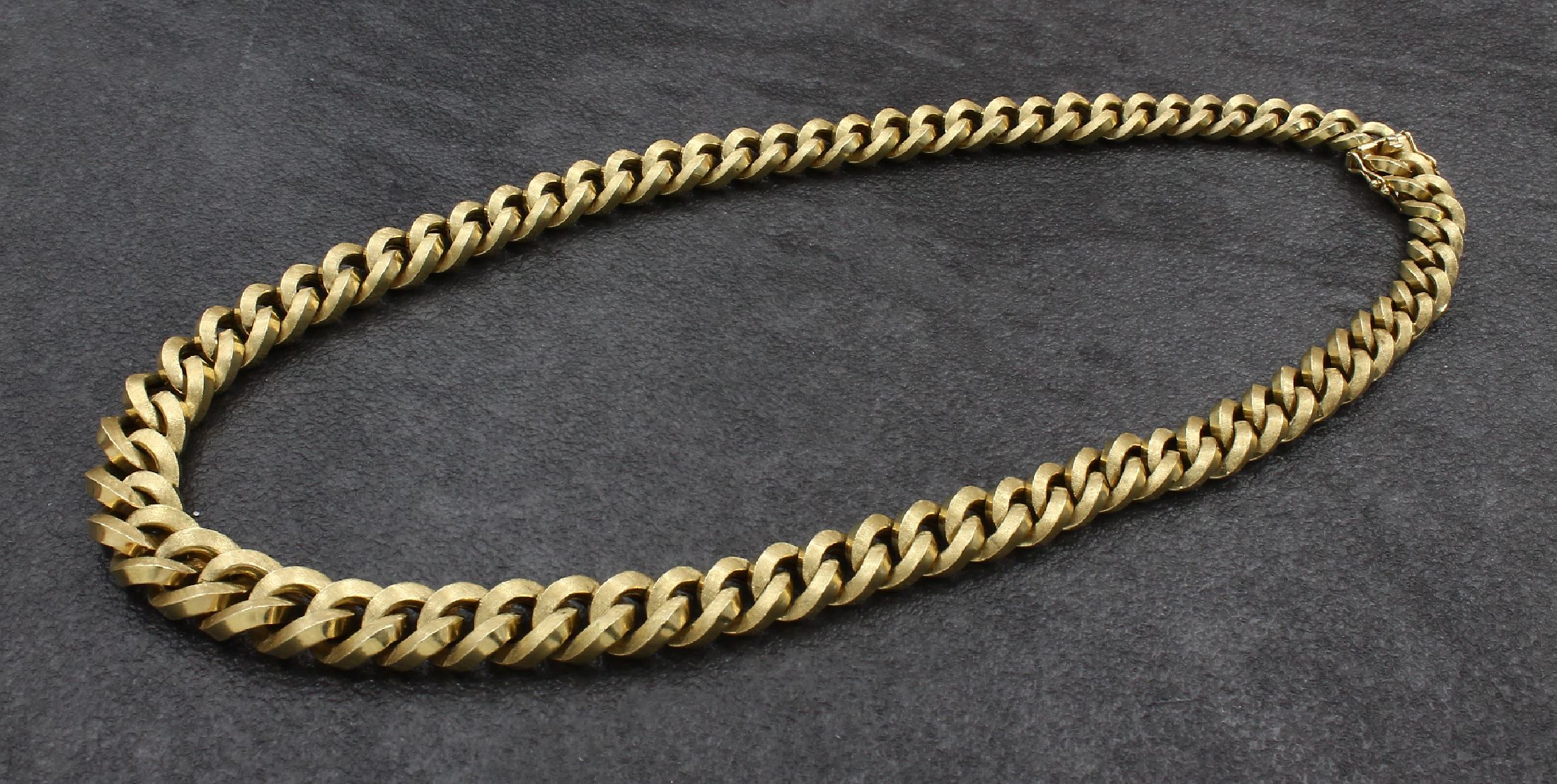Detail a: 14 kt Gold Collier, GG 585/000, Meistermarke THEODOR WOLF, Schauseite Glieder graviert, L. ca. 45 cm verlaufend, Kastenschloss mit 2 ...