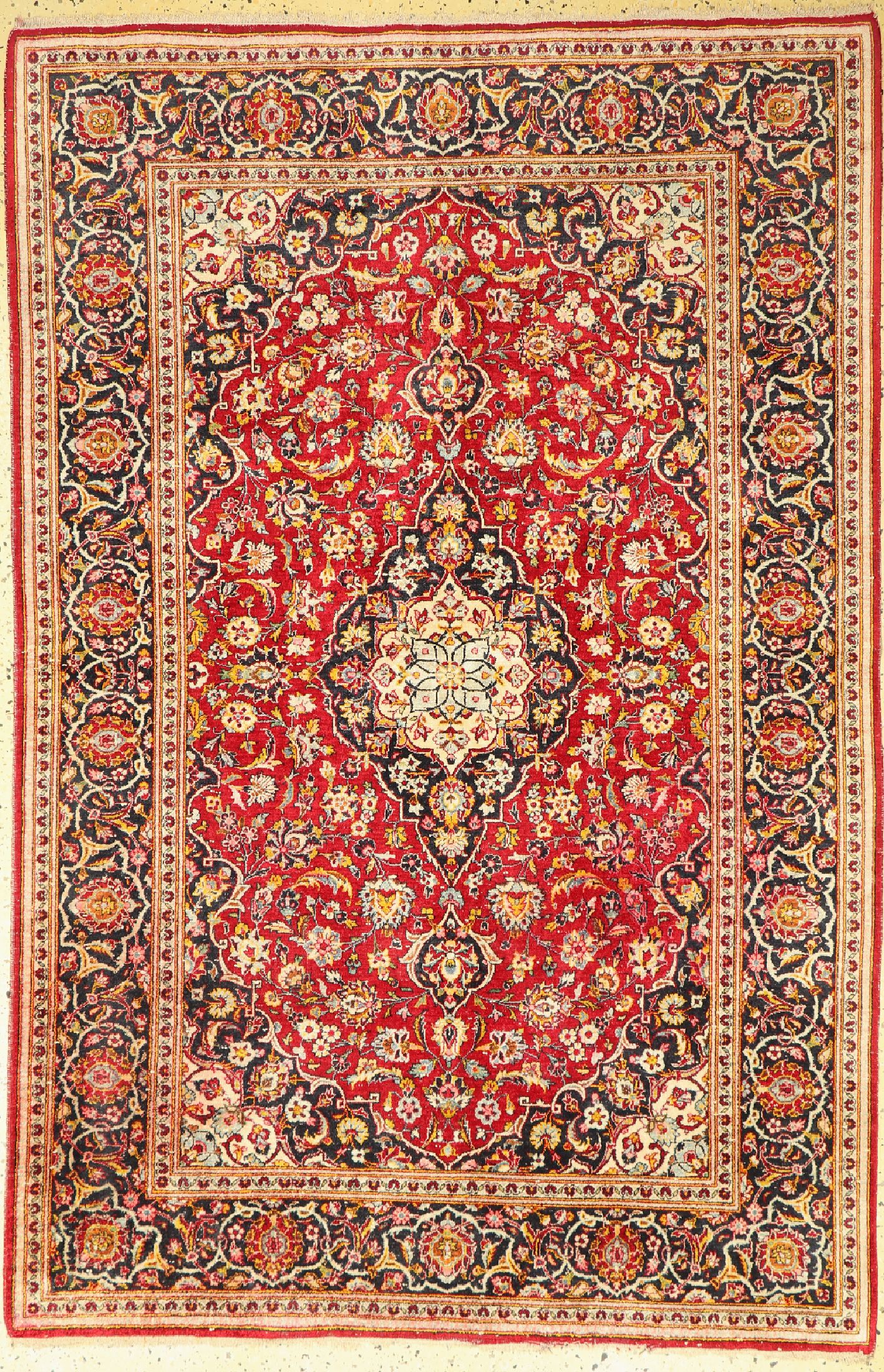 Keschan Seide, Persien, um 1960, reine Naturseide, ca. 210 x 138 cm, verfärbt, EHZ: 3