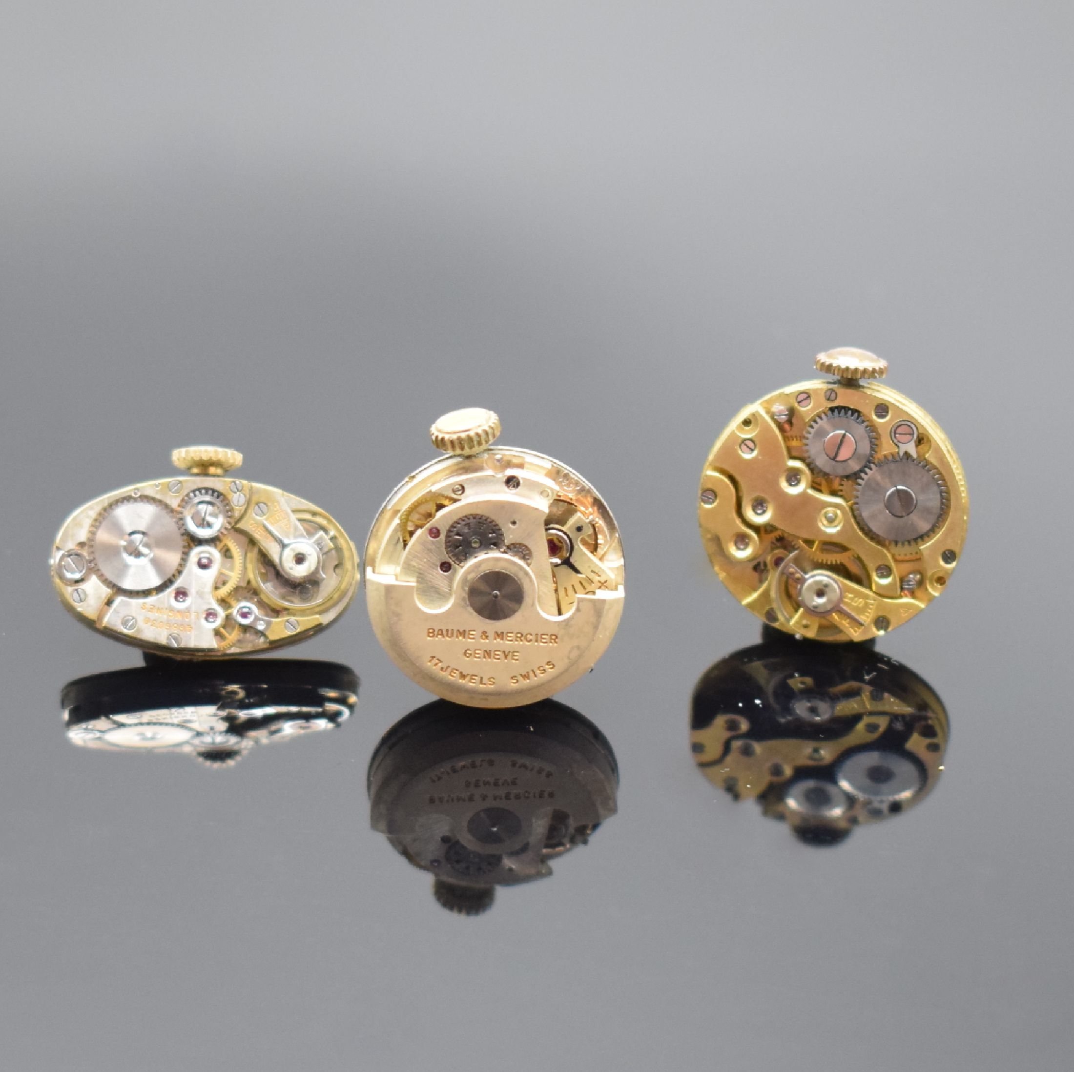 Detail c: 3 Damenarmbanduhren in GG 750/000 & 585/000, Schweiz um 1920 - 1960, 1) Baume & Mercier inGG 750/000, Automatik, Kal. 1218, D. ca. 20 mm, 2) Longines ...