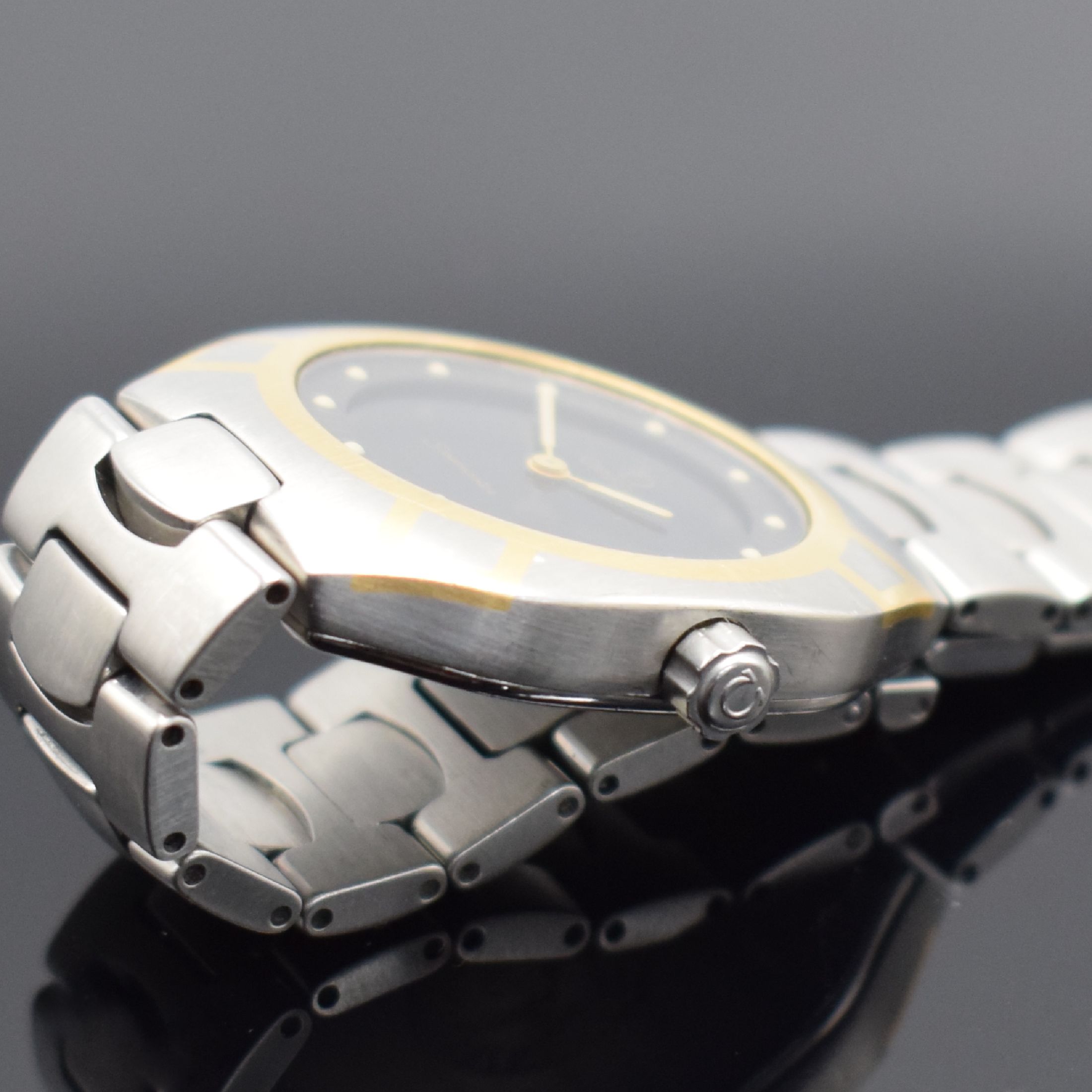 Detail e: OMEGA Seamaster Polaris Herrenarmbanduhr mit Multifunktionen, Schweiz um 1985, quarz mit digitaler & analoger Anzeige, Edelstahlgeh. teils m. Gold ...