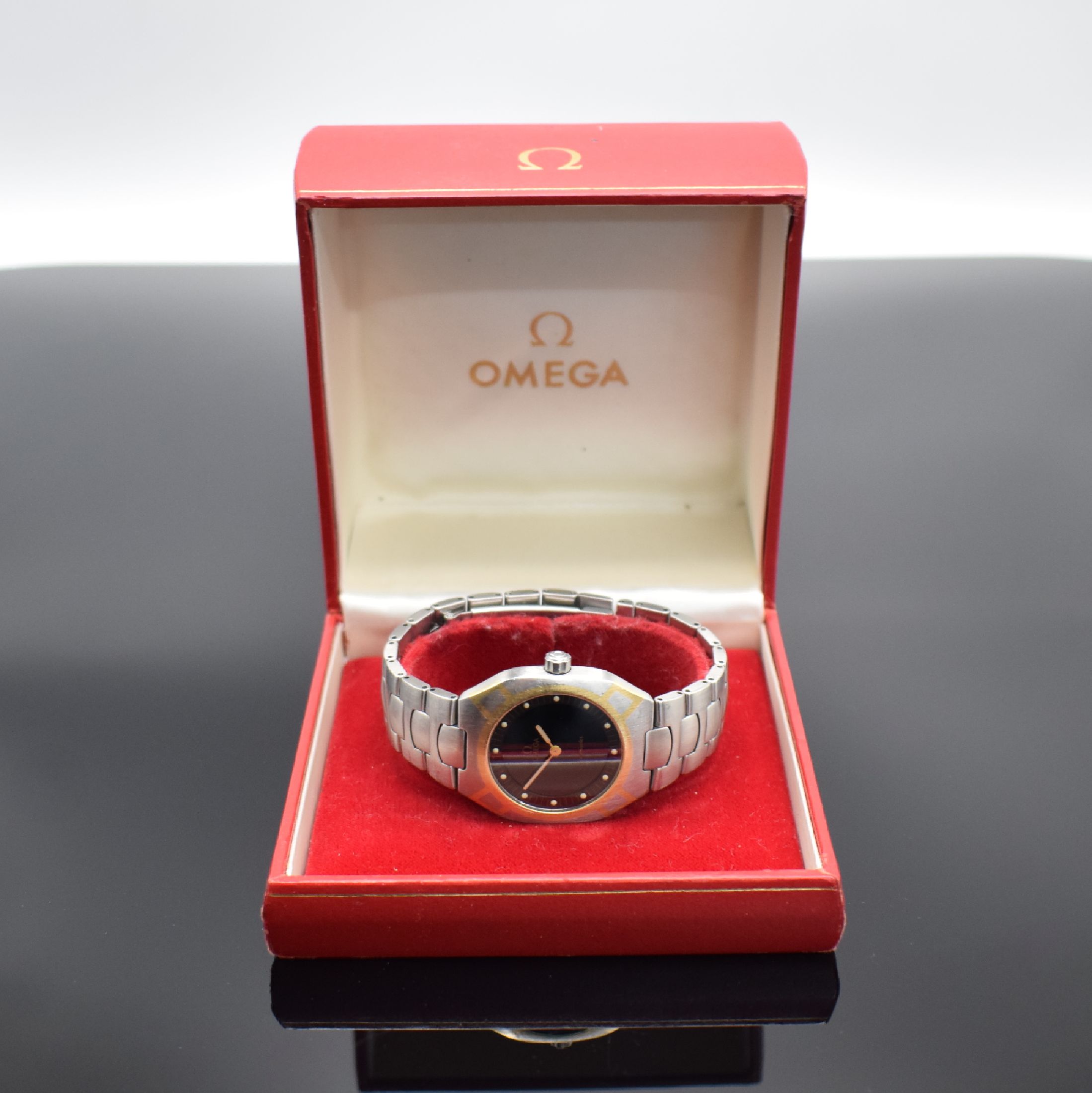 Detail g: OMEGA Seamaster Polaris Herrenarmbanduhr mit Multifunktionen, Schweiz um 1985, quarz mit digitaler & analoger Anzeige, Edelstahlgeh. teils m. Gold ...
