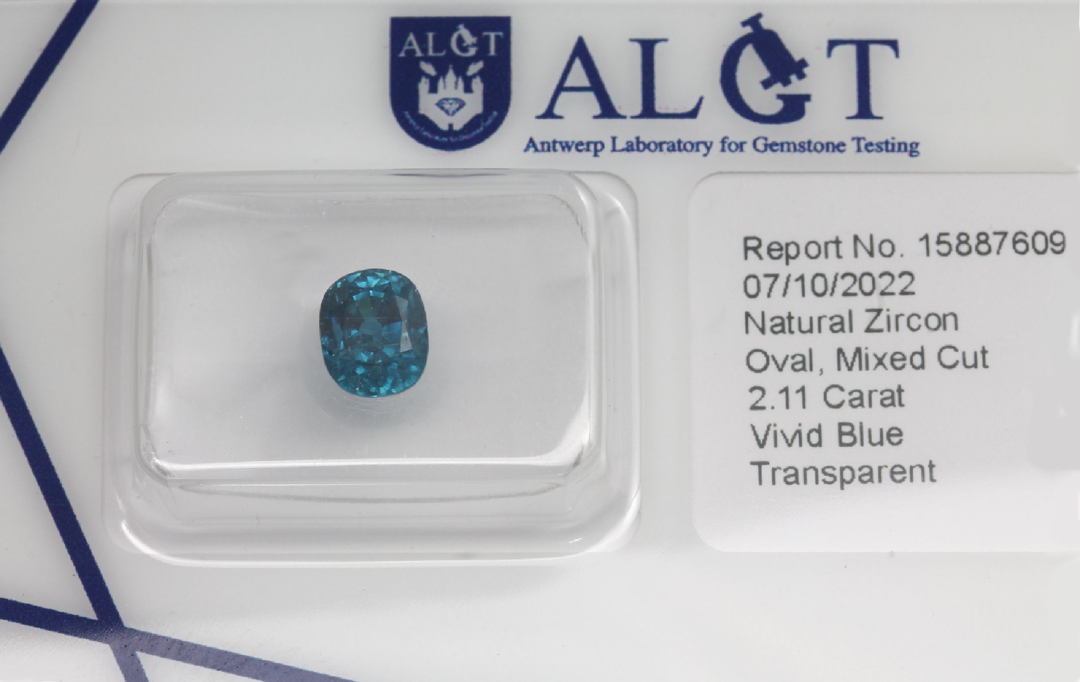 Detail c: Lot 5 lose Zirkone, zus. 11.78 ct, 1 x blau Treppenschliff 3.20 ct; 1 x blau ovalfacett. 2.58 ct; 1 x ovalfacett. 3.06 ct; 1 x ovalfacett. 2.11 ct; ...