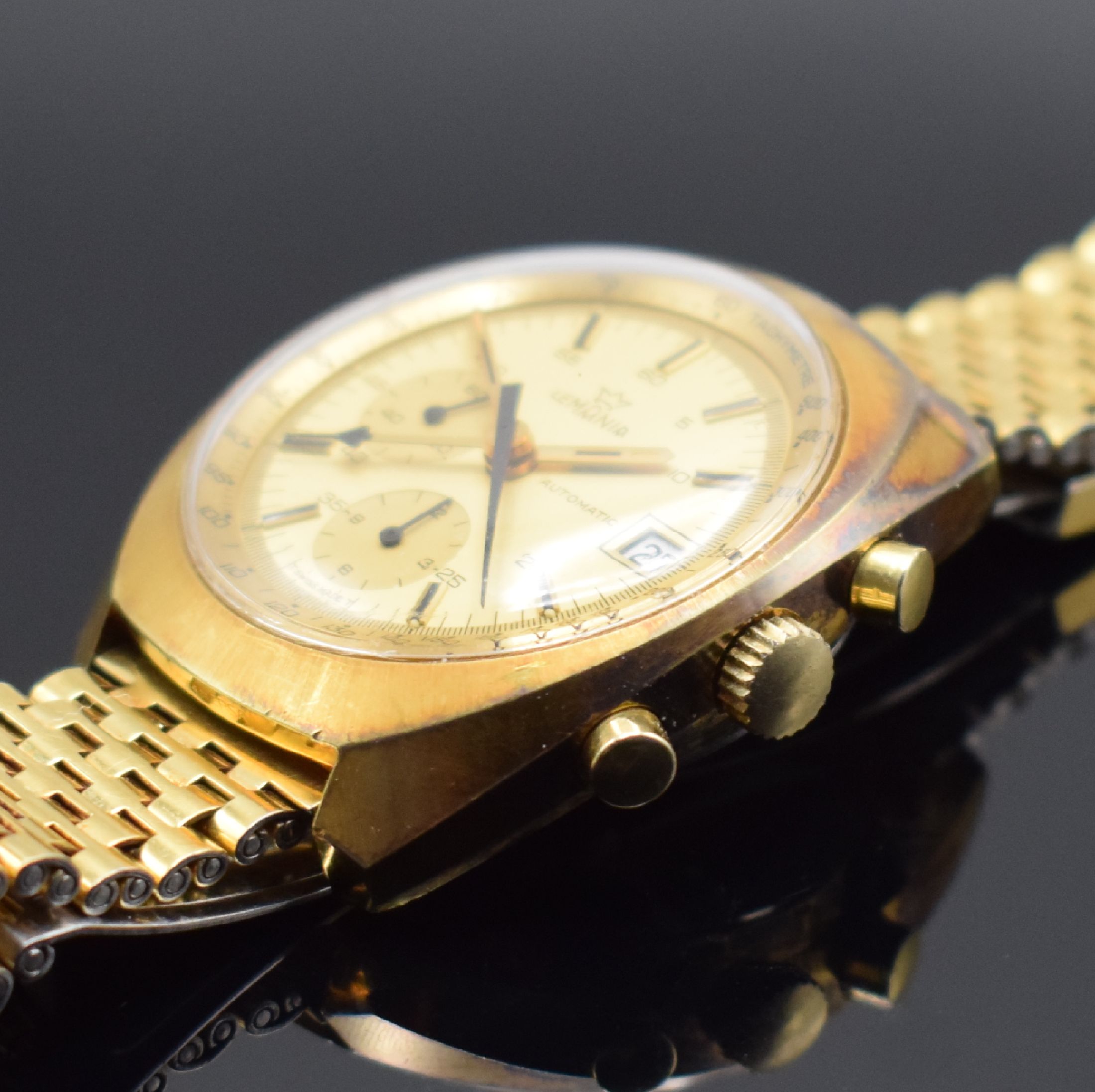 Detail c: LEMANIA vergoldete Herrenarmbanduhr mit Chronograph, Schweiz um 1970, Automatik, Geh. angel., Stahlboden verschr., verg. Gliederband m. Faltschl., ...