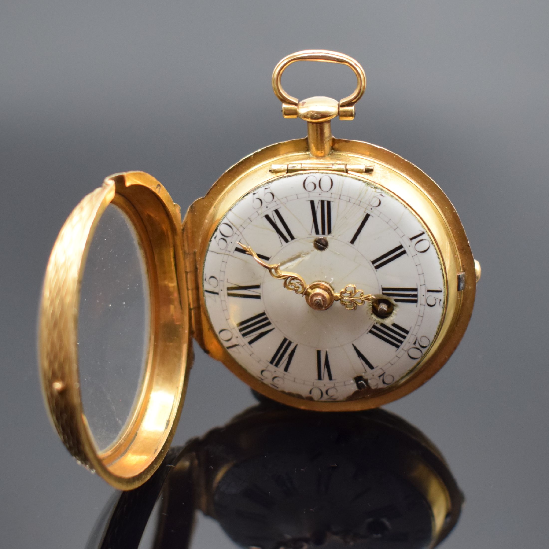 Detail b: FIEFFE LE FILS Paris Spindeltaschenuhr in GG 750/000, Frankreich um 1750, sehr schönes aufwendig ziseliertes Gehäuse, Emailzifferbl. m. röm. ...
