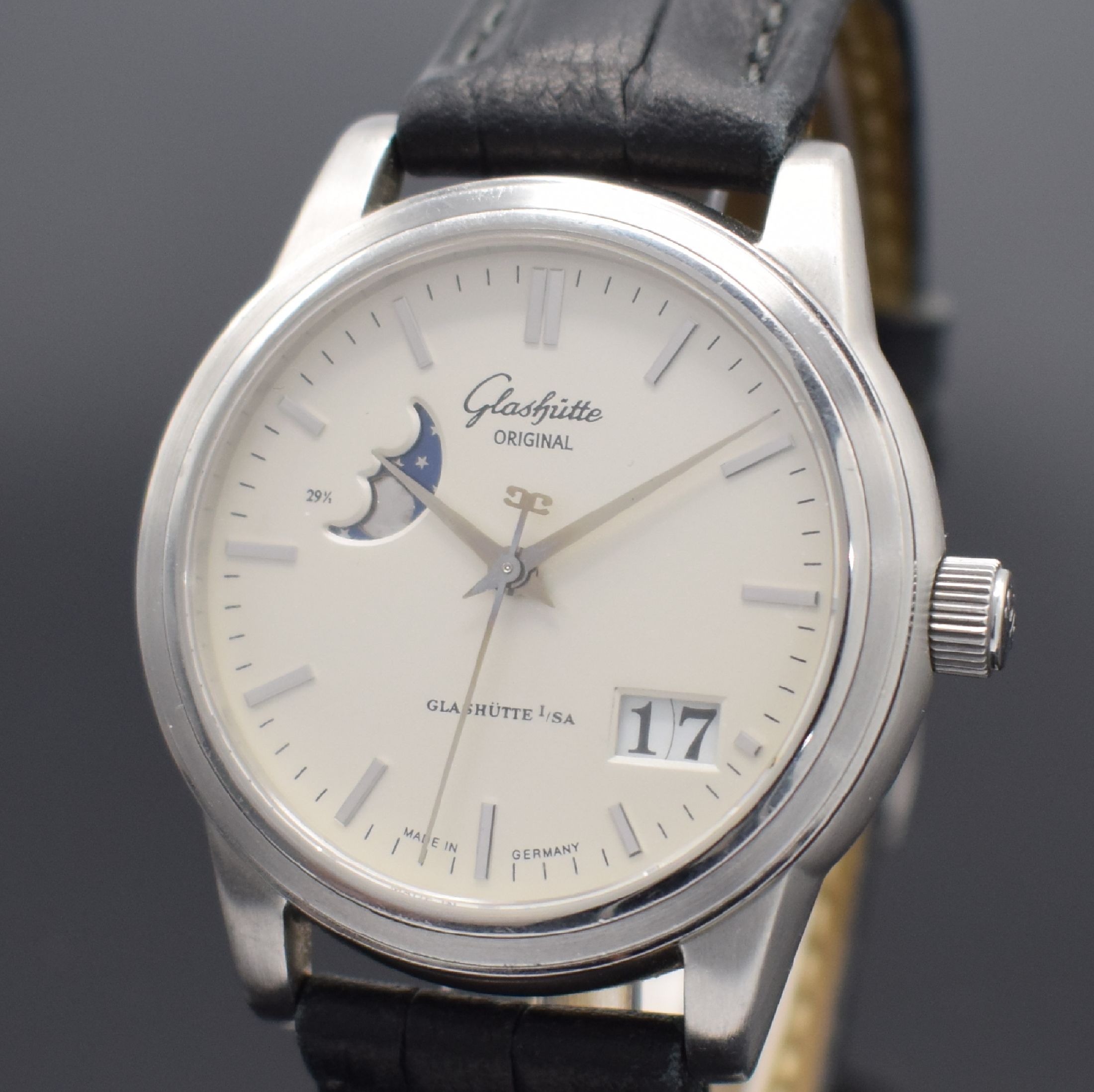 Detail a: GLASHÜTTE ORIGINAL Herrenarmbanduhr Senator mit Panoramadatum & Mondphase in Stahl, Deutschland verk. lt. beil. Garantie 08/2001, Automatik, matt. ...