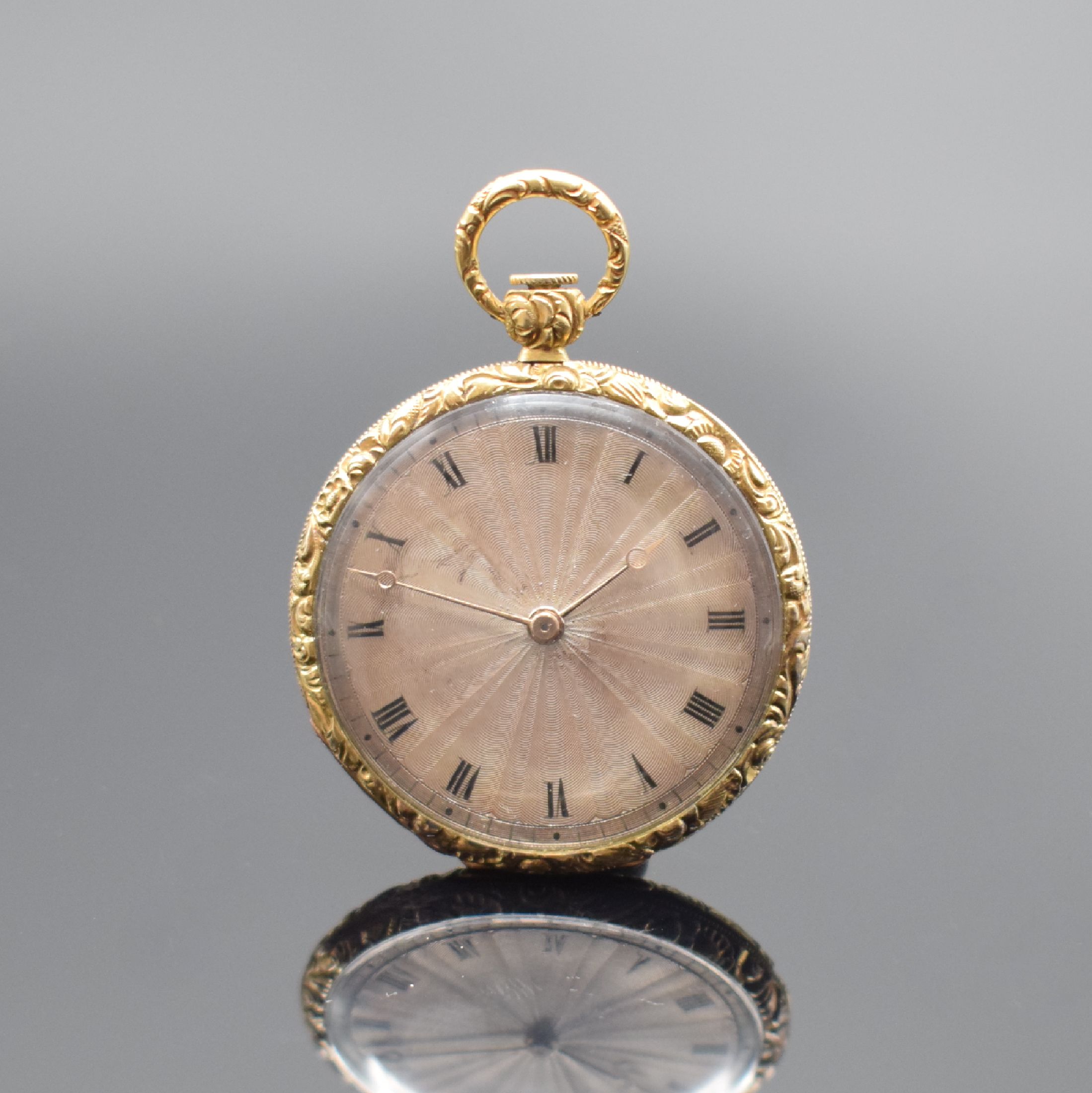 Detail a: Biedermeier EMAIL-TASCHENUHR in GG 750/000, Schweiz um 1840, Schlüsselaufzug, Scharniergeh., rücks. Sprungdeckel floral grav. sowie polychrom ...
