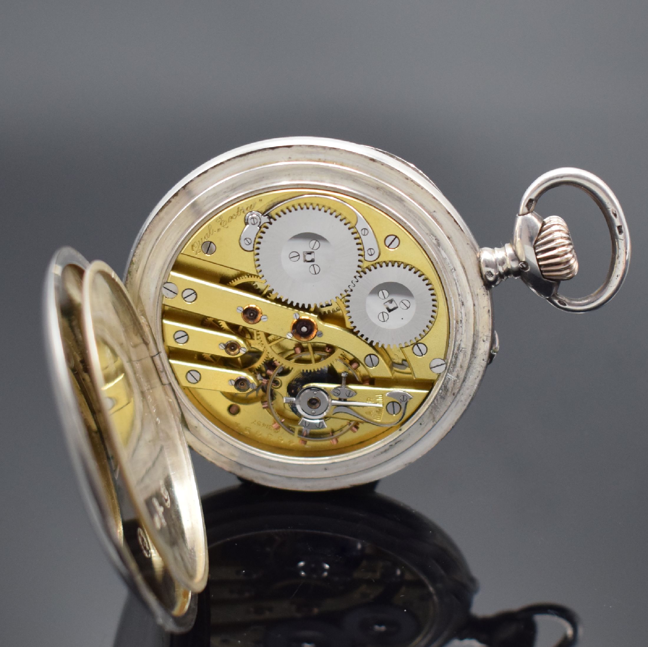 Detail e: IWC "Qualität Extra" seltene große Taschenuhr in Silber, Schweiz um 1910, glattes offenes Geh., Cuvette & Werk Qualité Extra bez., 2- ...