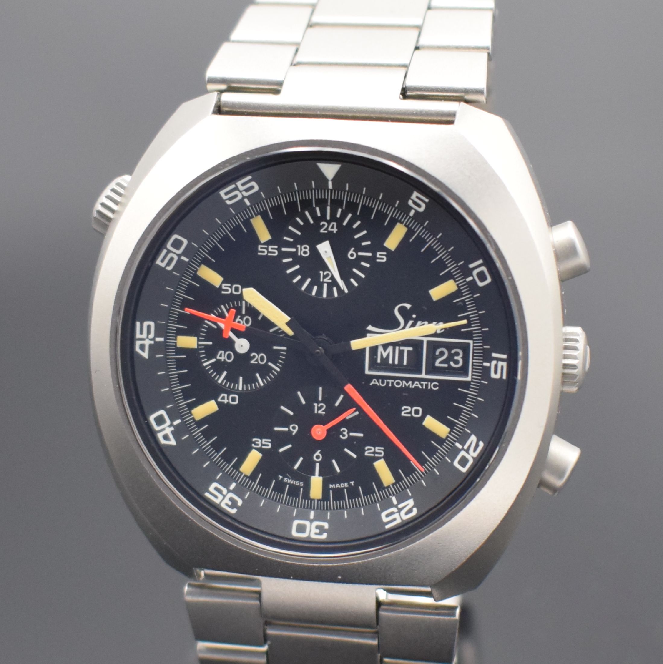 Detail a: SINN Herrenarmbanduhr mit Chronograph Referenz 140/42 anlässlich der ersten deutschen Spacelab Mission, Schweiz/Deutschland um 1990, Automatik, ...