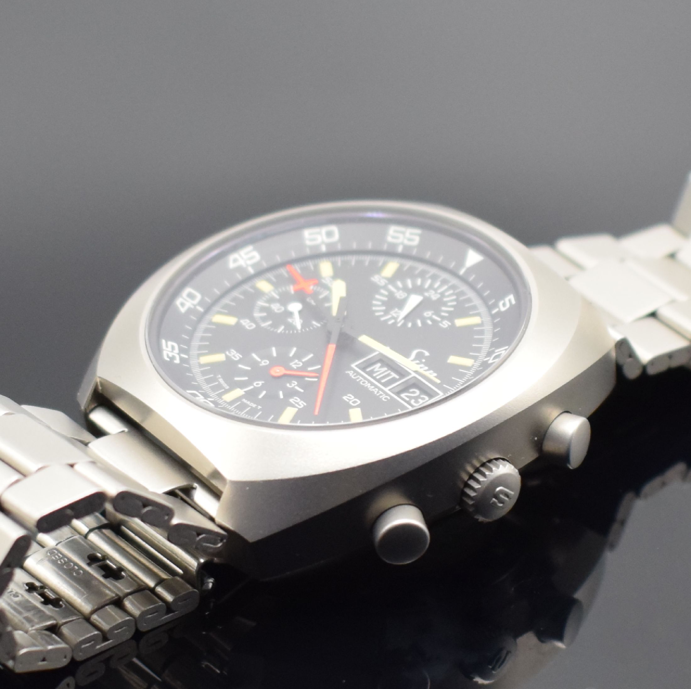 Detail c: SINN Herrenarmbanduhr mit Chronograph Referenz 140/42 anlässlich der ersten deutschen Spacelab Mission, Schweiz/Deutschland um 1990, Automatik, ...