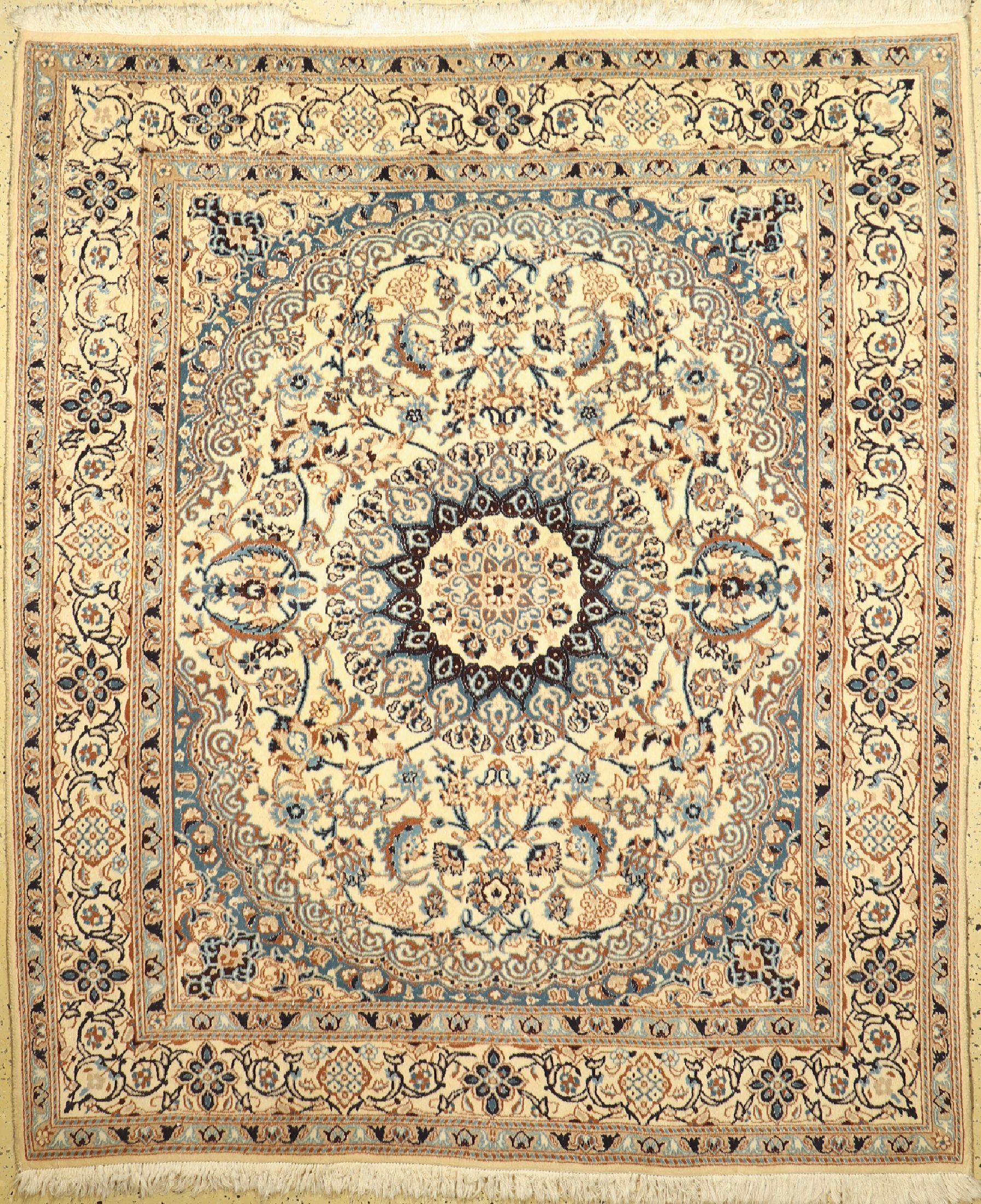 Nain, Persien, ca. 40 Jahre, Wolle auf Baumwolle, ca. 240 x 202 cm, EHZ: 2