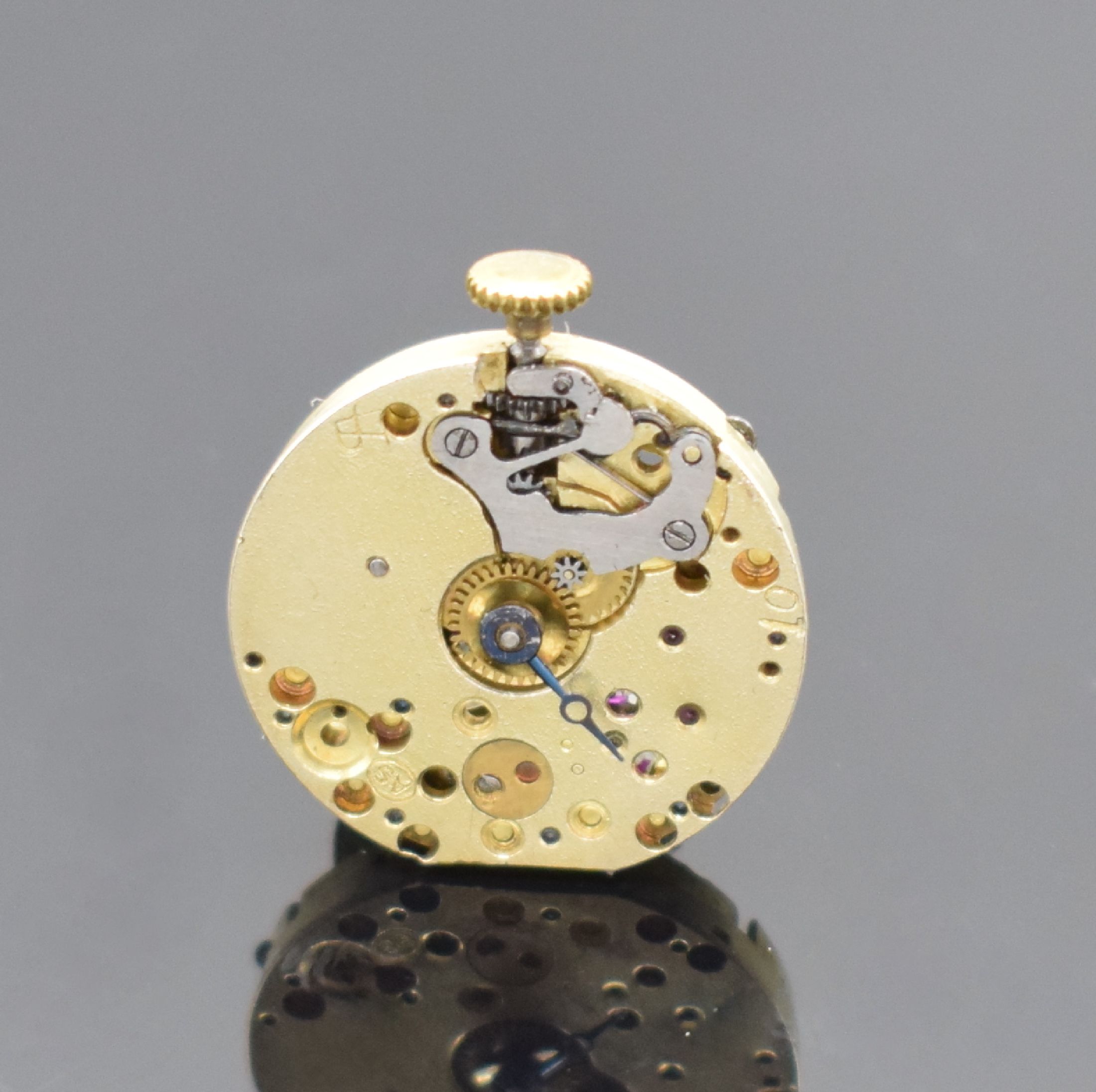 Detail f: Frühe Damenarmbanduhr in GG 585/000, Deutschland um 1915, Quartzwerk auf Kundenwunsch später, Gliederband, gold. Zifferbl. m. arab. Zahlen, schwarz ...