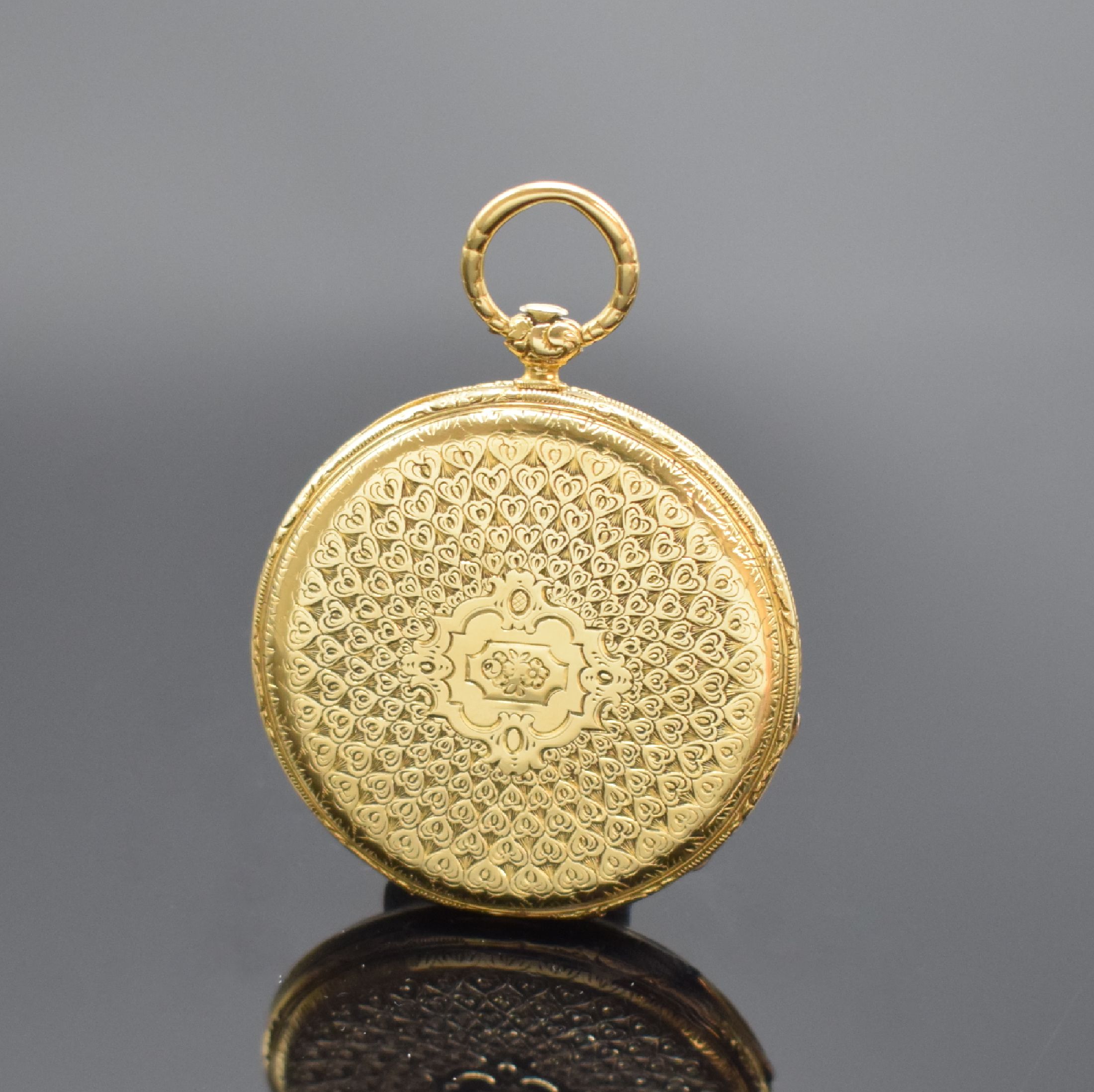Detail a: LEBET offene Taschenuhr mit Duplexhemmung in GG 750/000, Schweiz um 1840, tief graviertes 2-Deckel Goldgeh., sign. Cuv., Emailzifferbl. m. röm. ...