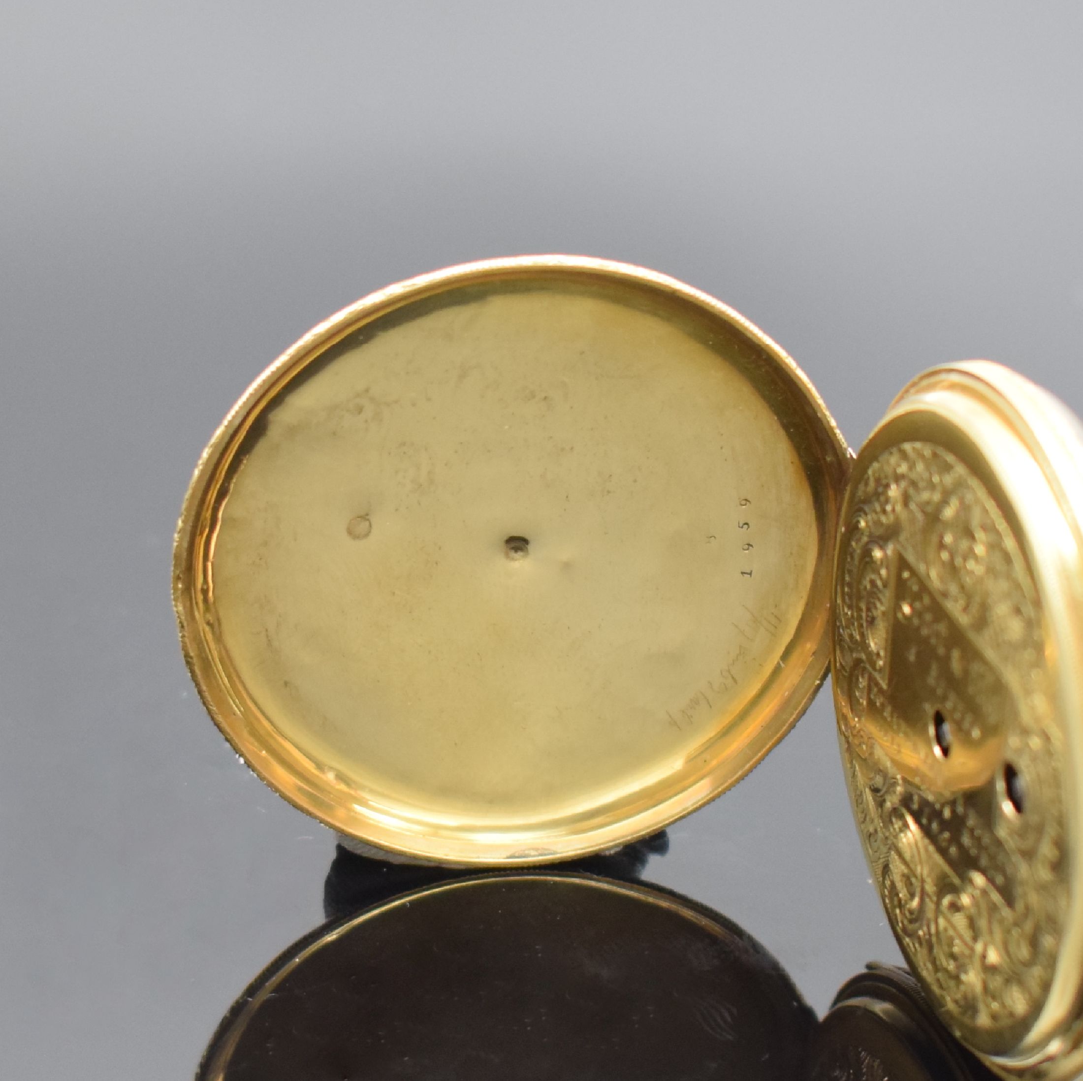 Detail b: LEBET offene Taschenuhr mit Duplexhemmung in GG 750/000, Schweiz um 1840, tief graviertes 2-Deckel Goldgeh., sign. Cuv., Emailzifferbl. m. röm. ...