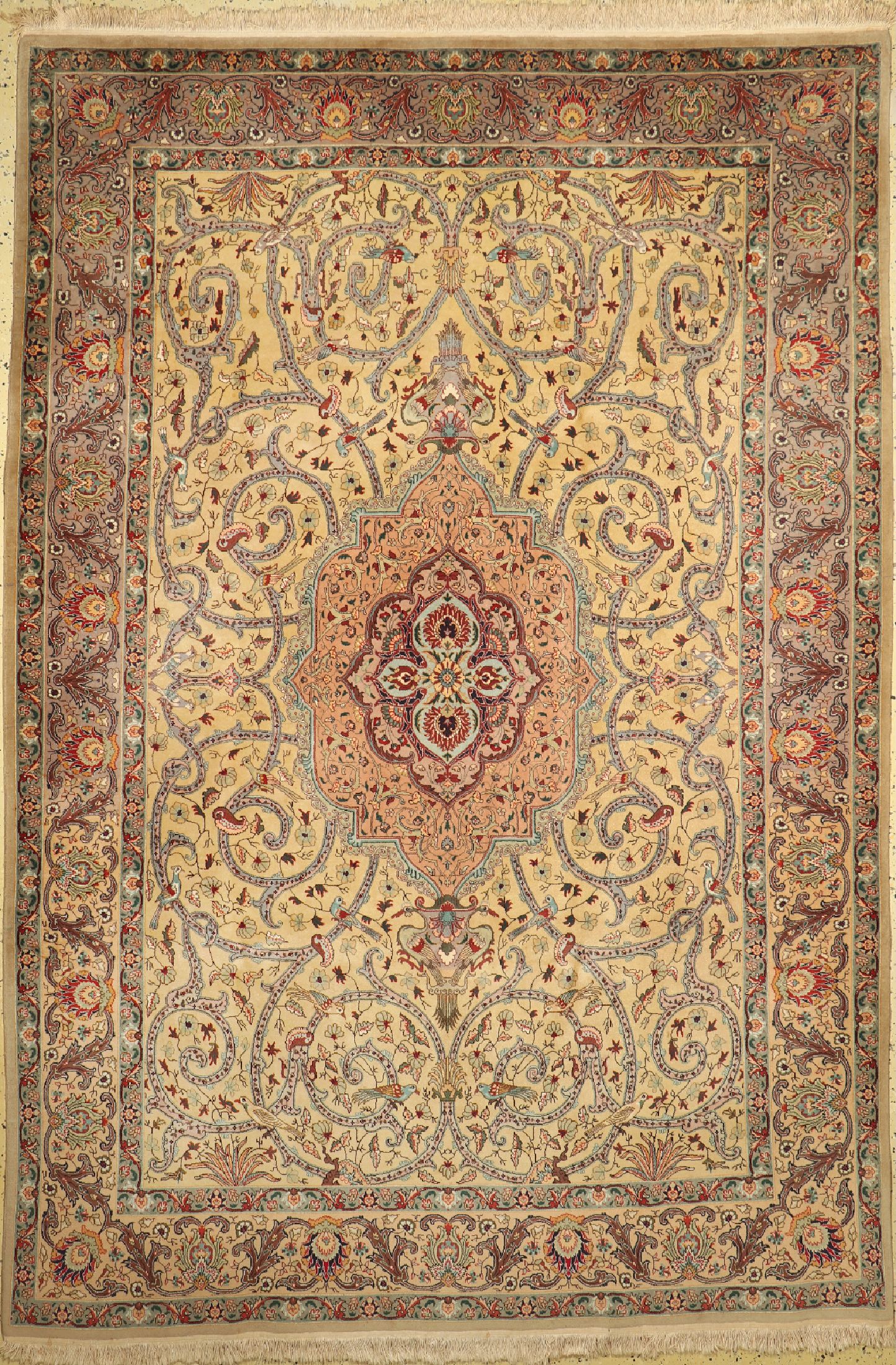 Täbriz fein, Persien, um 1950, Korkwolle, ca. 295 x 200 cm, (gebraucht), EHZ: 1-2