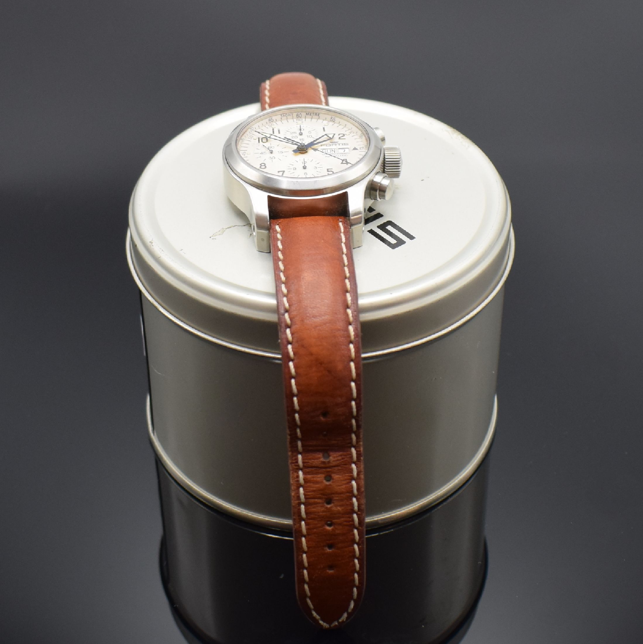 Detail f: FORTIS B42 Herrenarmbanduhr mit Chronograph Referenz 635.10.141.1, Schweiz um 2000, Automatik, beids. vergl. Edelstahlgeh., Boden & Krone verschr., ...