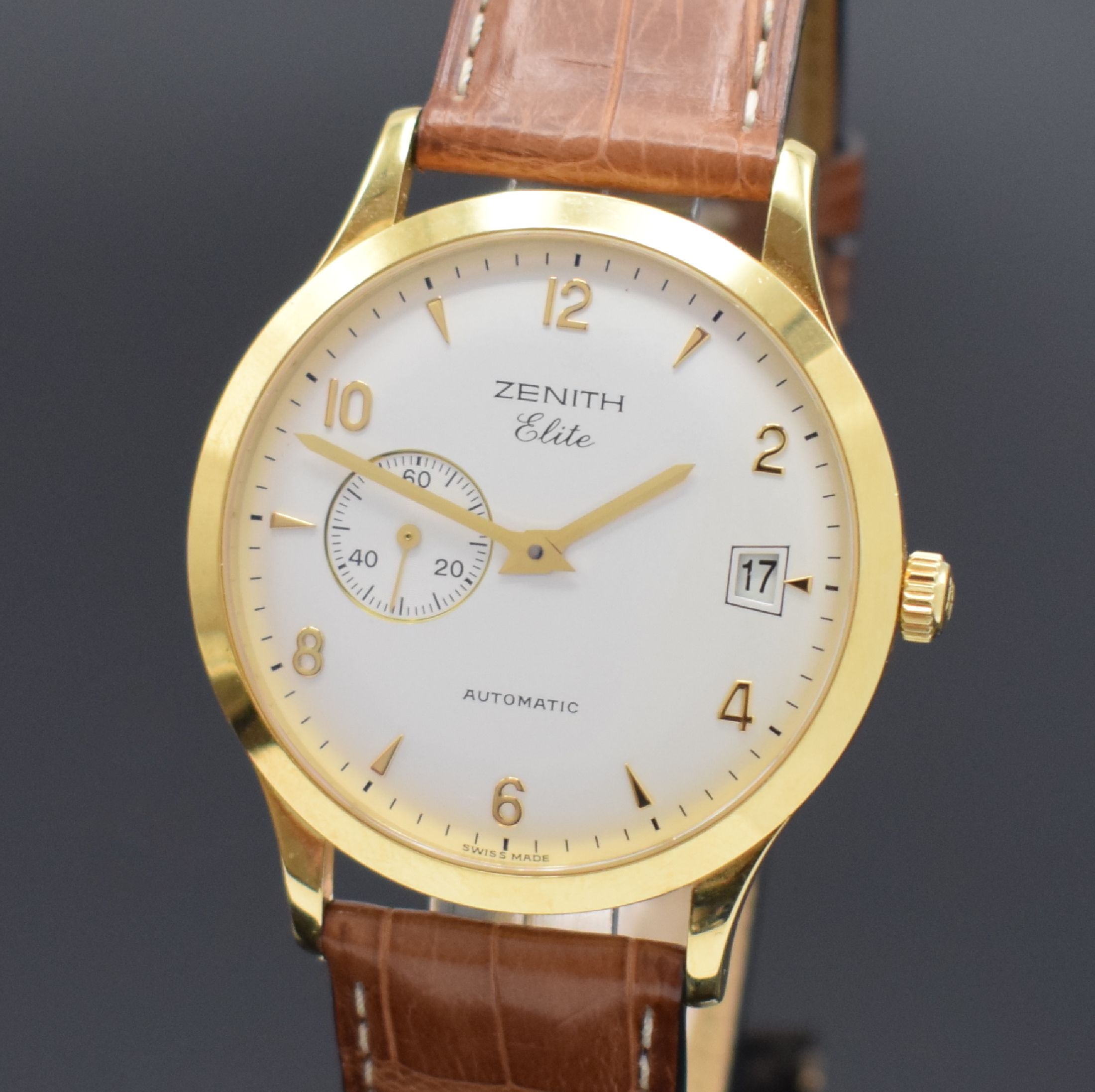 Detail a: ZENITH Elite Herrenarmbanduhr in GG 750/000 Referenz 30.0125.680, Schweiz um 1995, Automatik, beids. vergl. Geh., Boden aufgedr., orig. Lederband m. ...