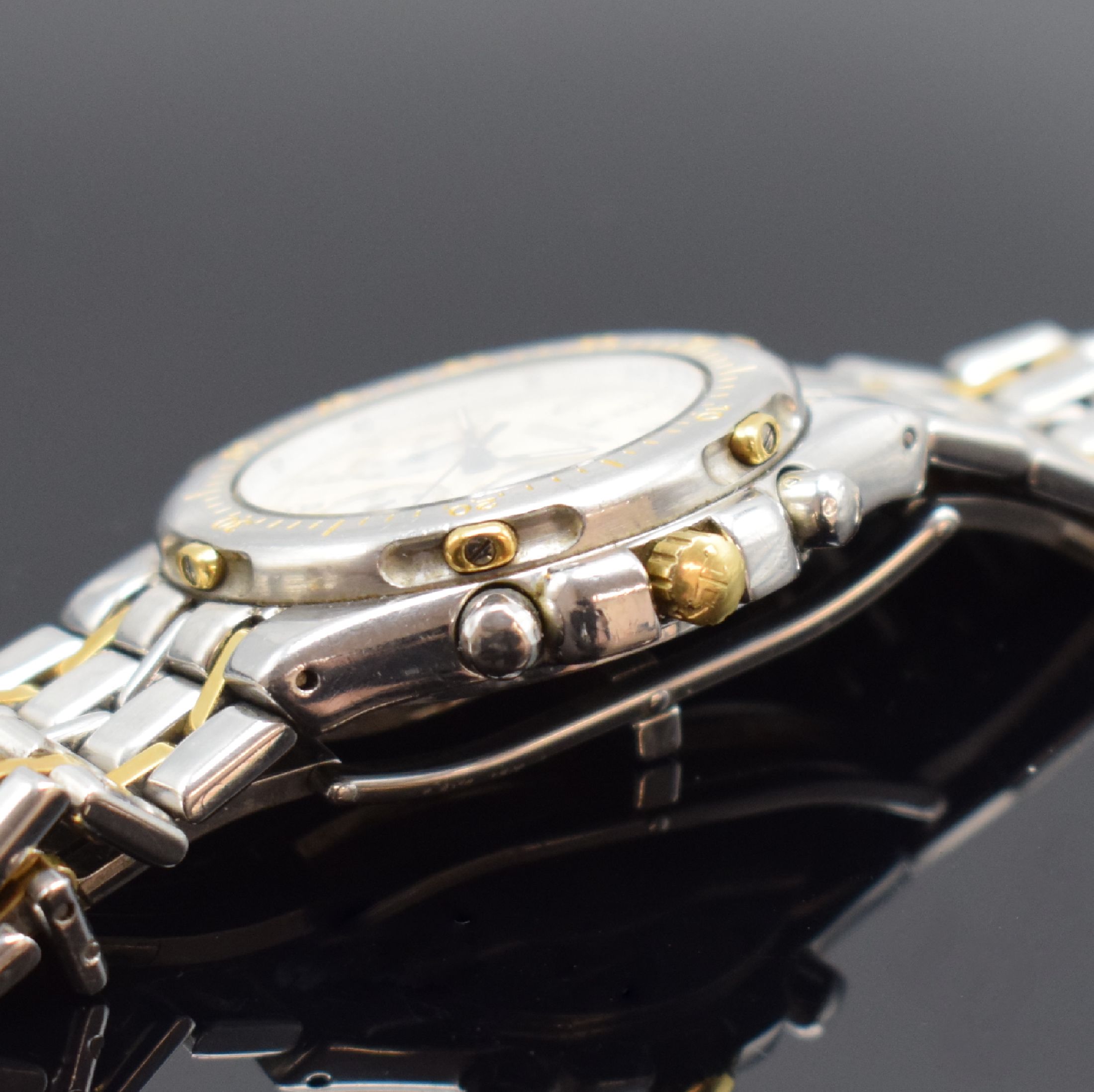 Detail c: Jaeger-LeCoultre Armbandchronograph Modell Kryos Referenz 305.5.31, Schweiz um 1990, quarz, Edelstahl/Gold inkl. orig. Gliederband m. orig. dopp. ...
