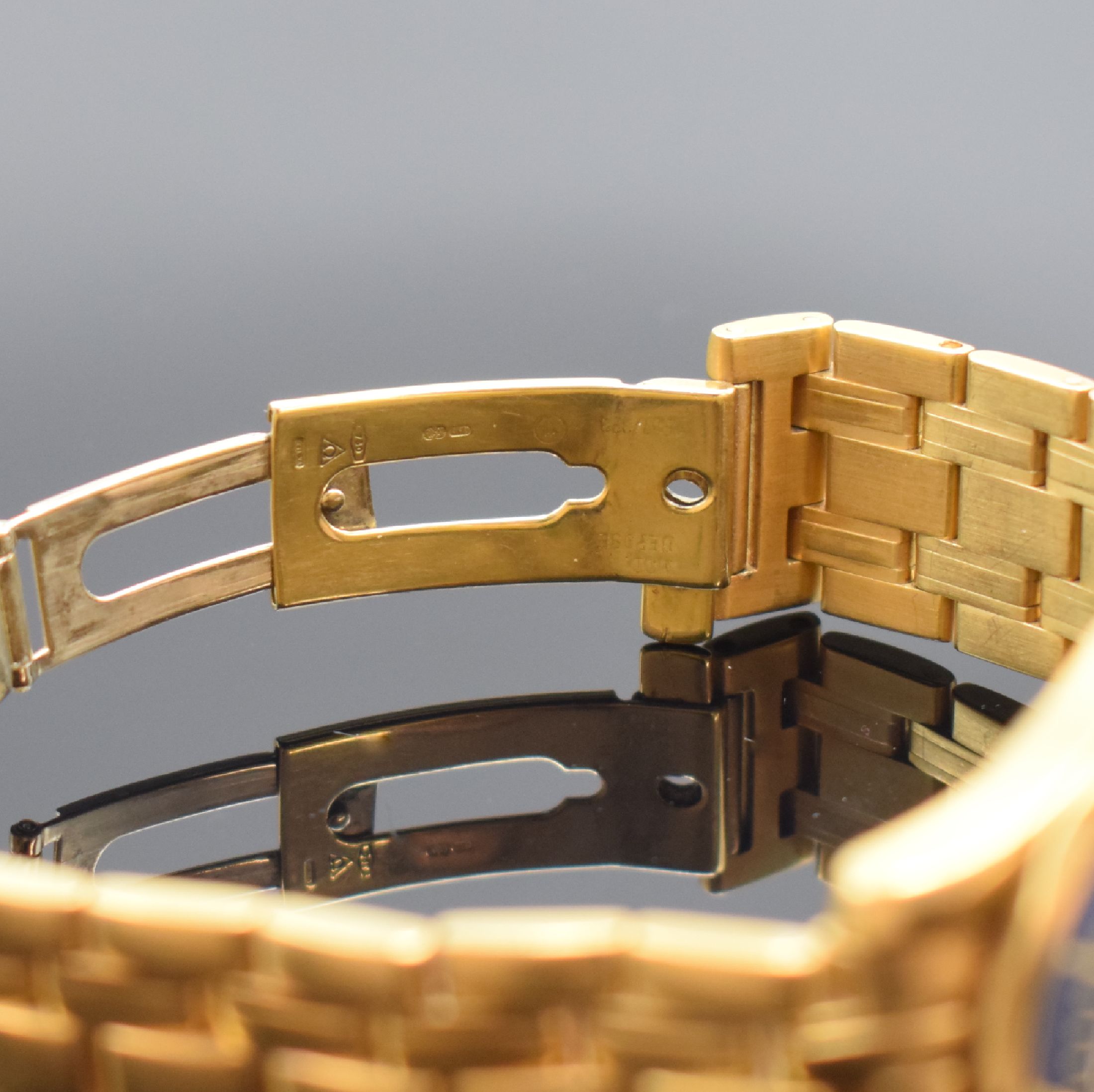 Detail c: OMEGA Herrenarmbanduhr Seamaster Professional Chronometer in GG 750/000 Referenz 168.1502, Schweiz um 1995, Automatik, Boden & Krone verschr., ...