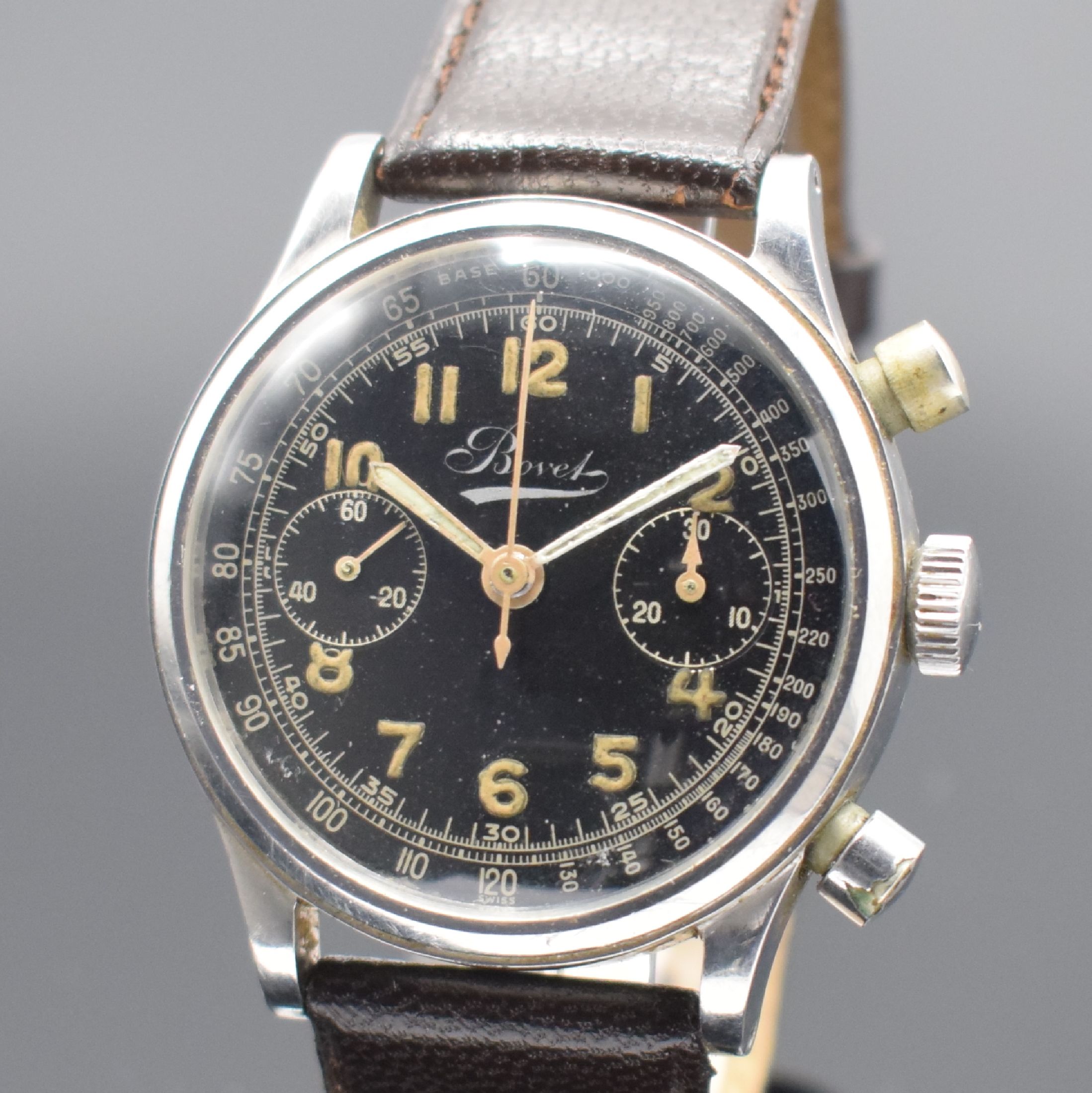 Detail d: BOVET seltener & großer 38 mm Chronograph Mono-Rattrapante Referenz 5347 in Stahl, Schweiz um 1940, Handaufzug, 2-teil. Gehäuse, Boden aufgedr., ...