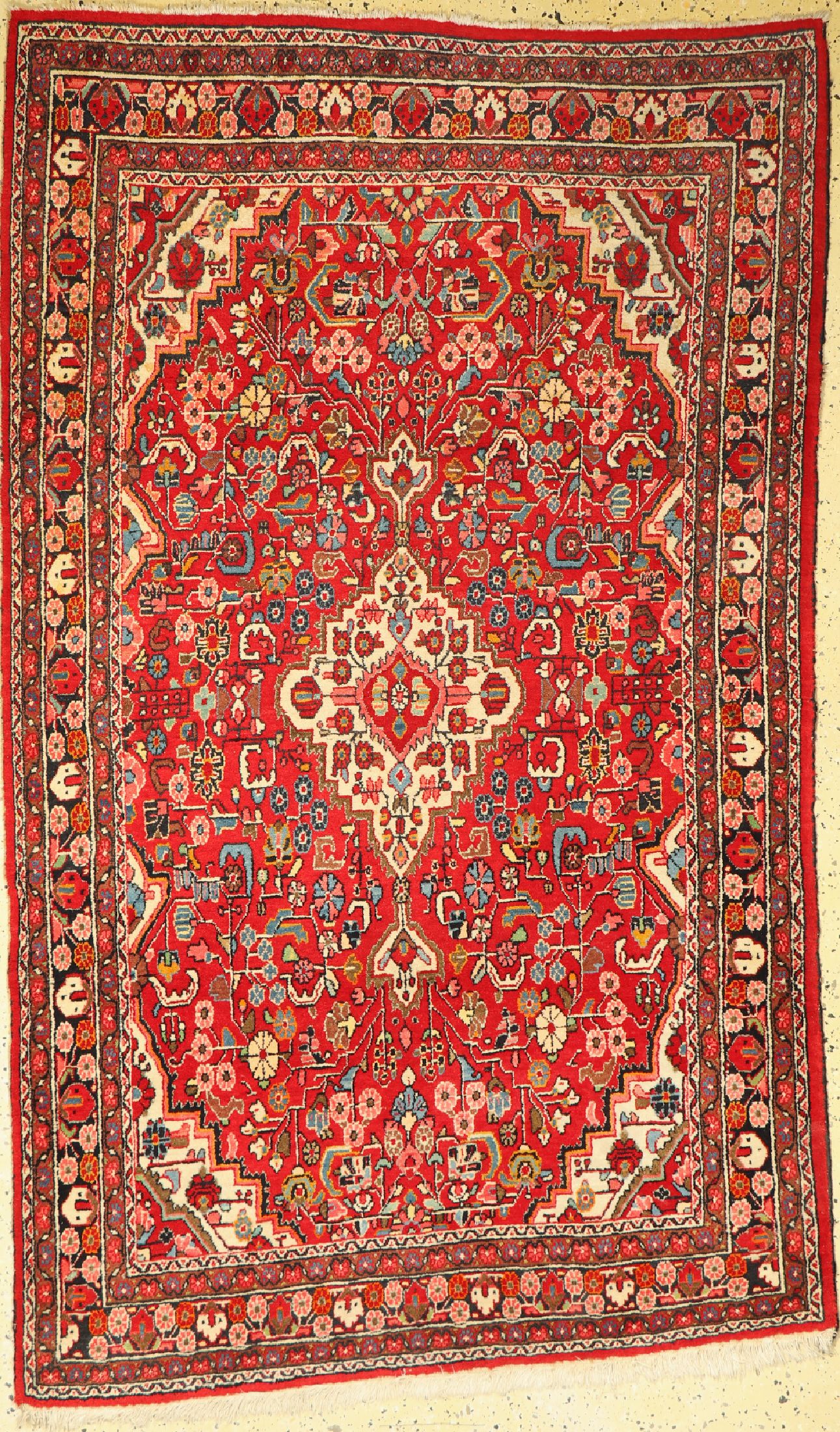 Bidjar alt, Persien, um 1960, Wolle auf Baumwolle, ca. 212 x 130 cm, fleckig, EHZ: 1-2