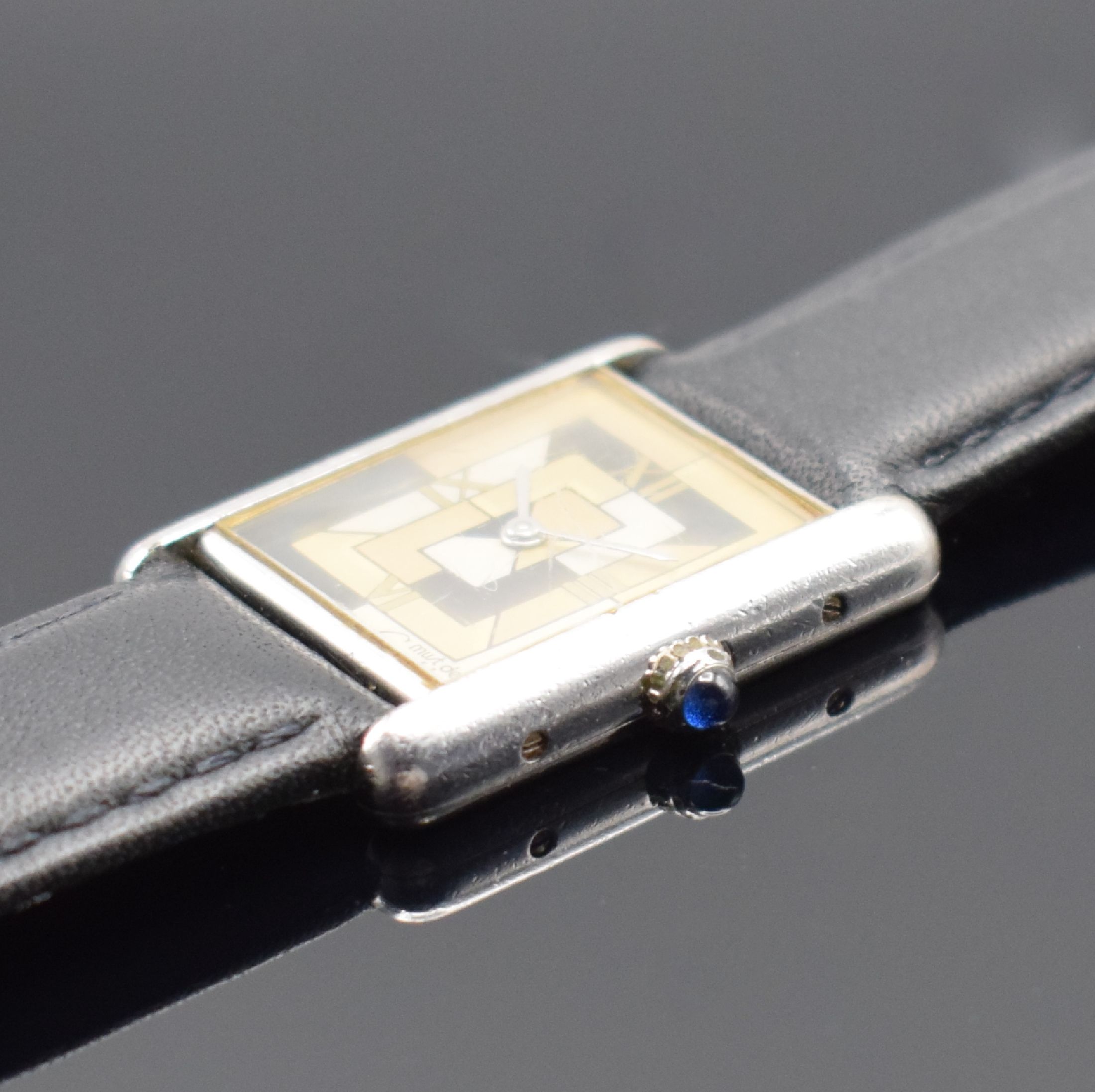 Detail b: CARTIER Tank Art Deco auf 1000 Stück limitierte Armbanduhr, Schweiz, verk. lt. beil. orig. Zert. 12/1996, quarz, Sterlingsilbergeh., Boden 4-fach ...