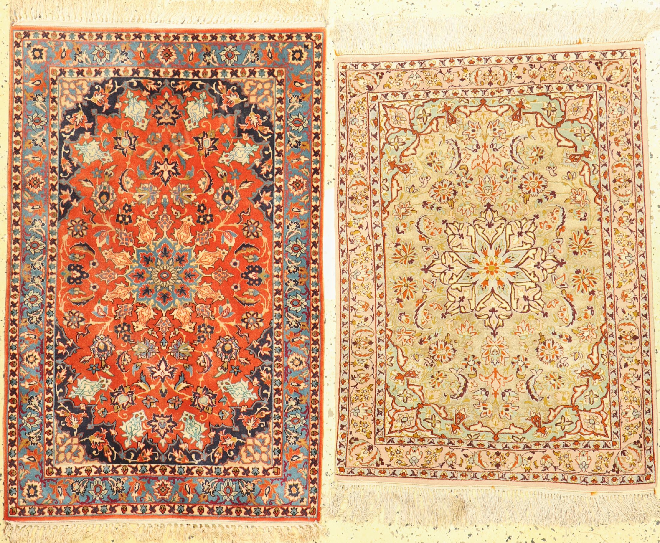 1 paar feine Esfahan, Persien, ca. 50 Jahre, Korkwolle mit und auf Seide, ca. 108 x 70 cm, ca. 1,0 Mio. Kn/qm, EHZ: 1-2