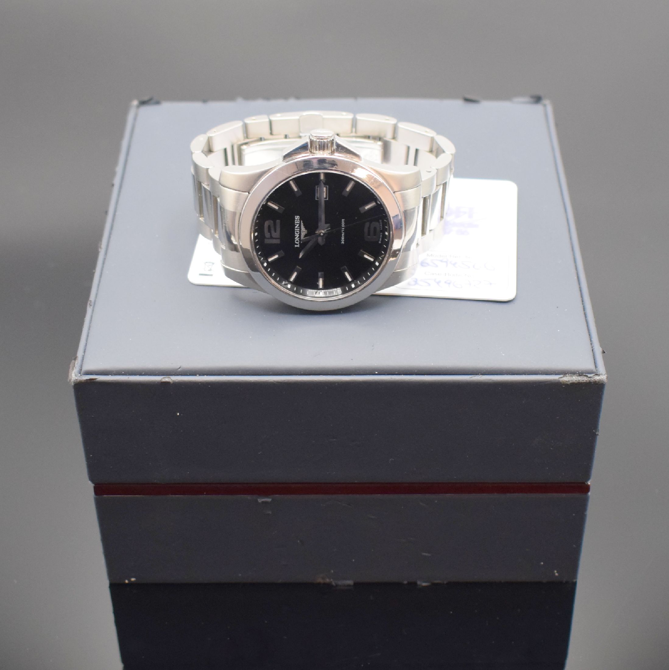 Detail e: LONGINES Herrenarmbanduhr Serie Conquest Referenz L3.659.4, quarz, Edelstahlgeh. inkl. Gliederband m. dopp. Faltschl., Boden & Krone verschr., ab ...