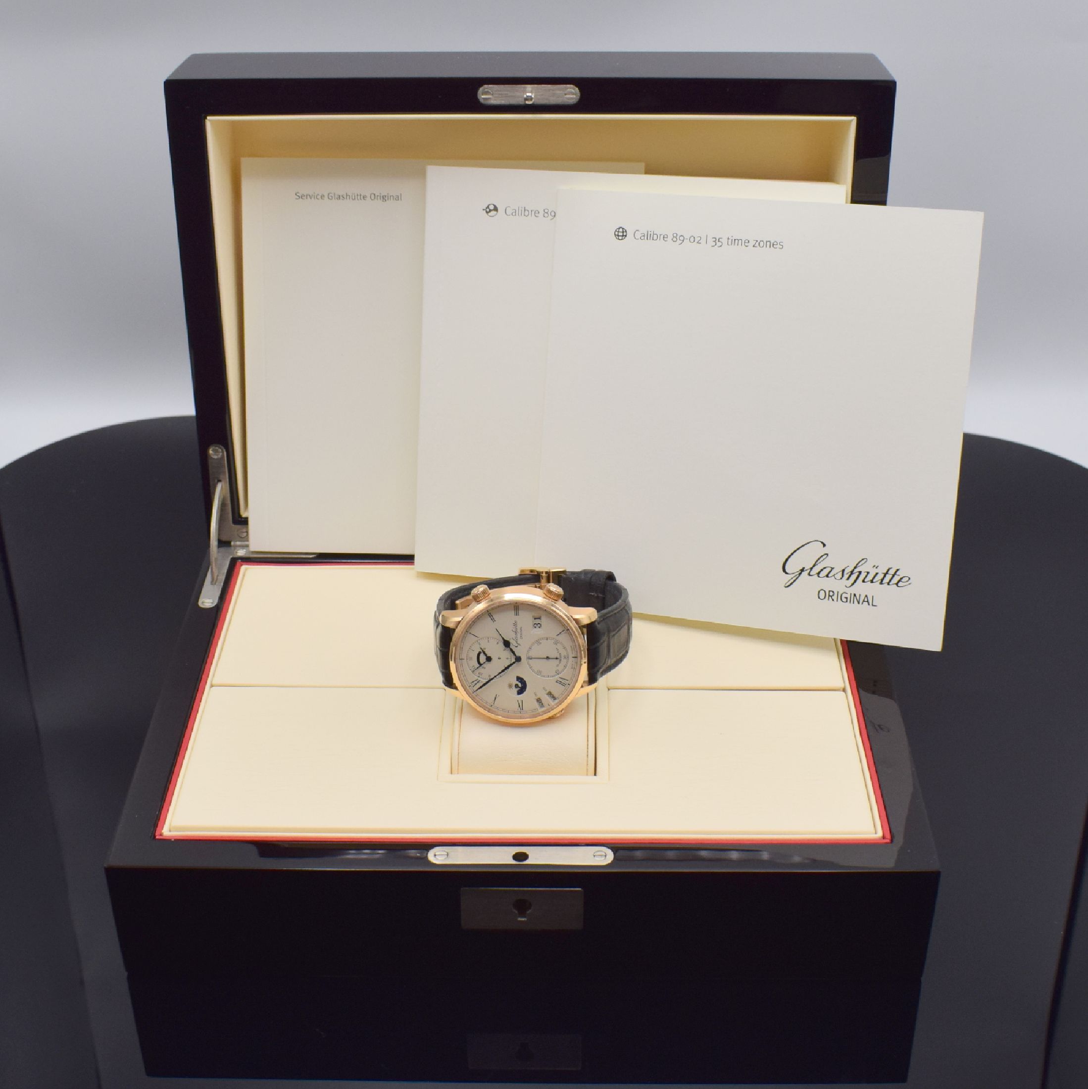 Detail g: GLASHÜTTE ORIGINAL Senator Cosmopolite große Herrenarmbanduhr in RoséG 750/000 Referenz 18902010530, Deutschland verk. lt. beil. Pap. 07/2019, ...