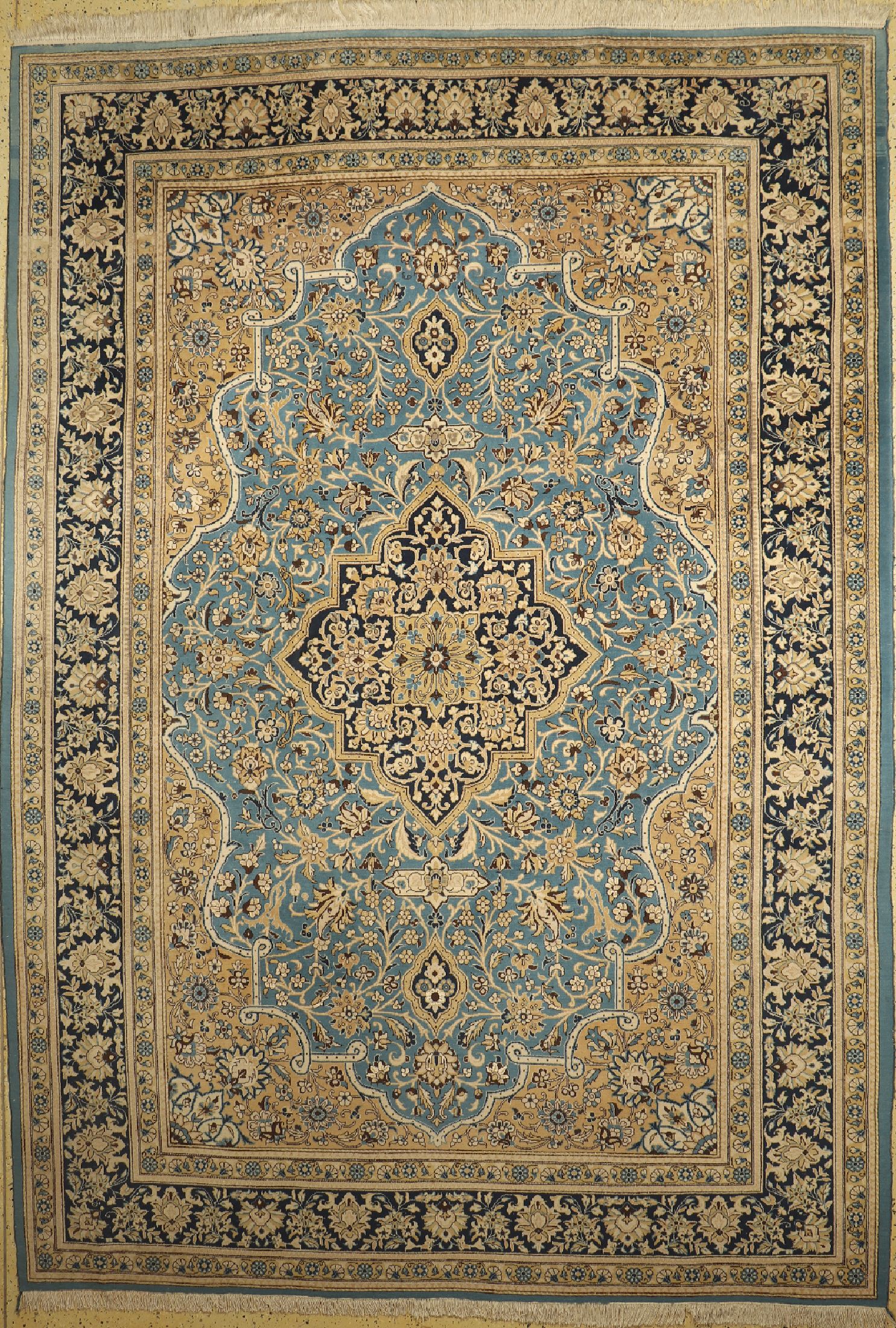 Ghom alt, Persien, um 1960, Wolle mit Seide auf Baumwolle, ca. 370 x 260 cm, EHZ: 1-2