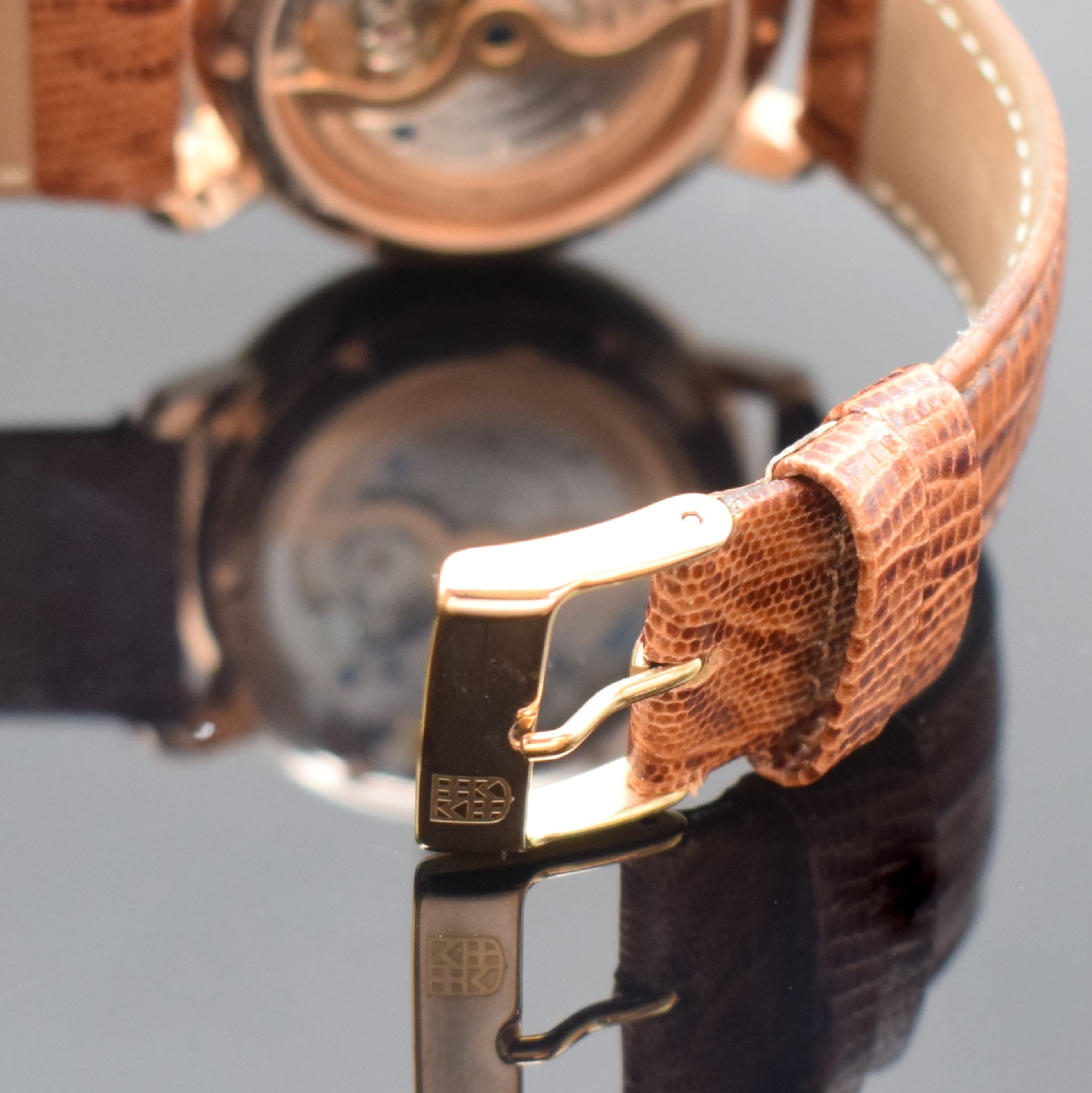 Detail b: FREDERIQUE CONSTANT Manufacture Maxime Herrenarmbanduhr Referenz FC-710X4S4/5/6, Schweiz um 2010, Automatik, beids. vergl., verg. Geh., Boden ...