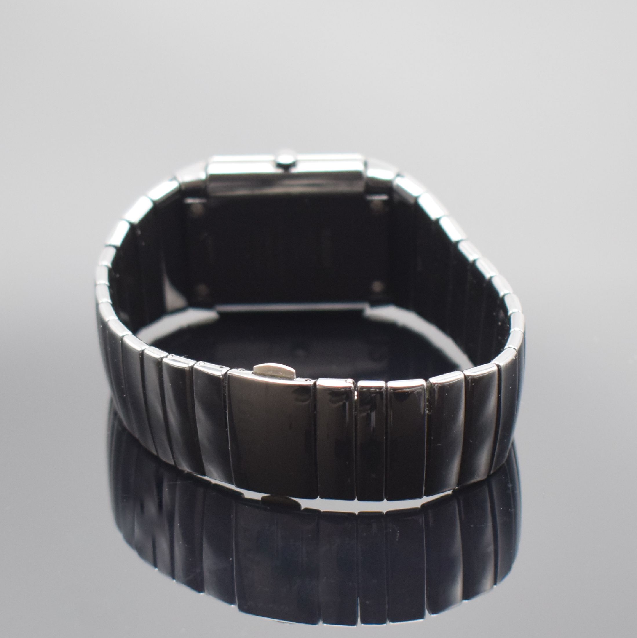 Detail b: RADO Herrenarmbanduhr Serie Diastar Referenz 152.0335.3, Schweiz um 2000, Keramikgeh. inkl. Gliederband m. dopp. Faltschl., quarz, Zifferblatt m. ...