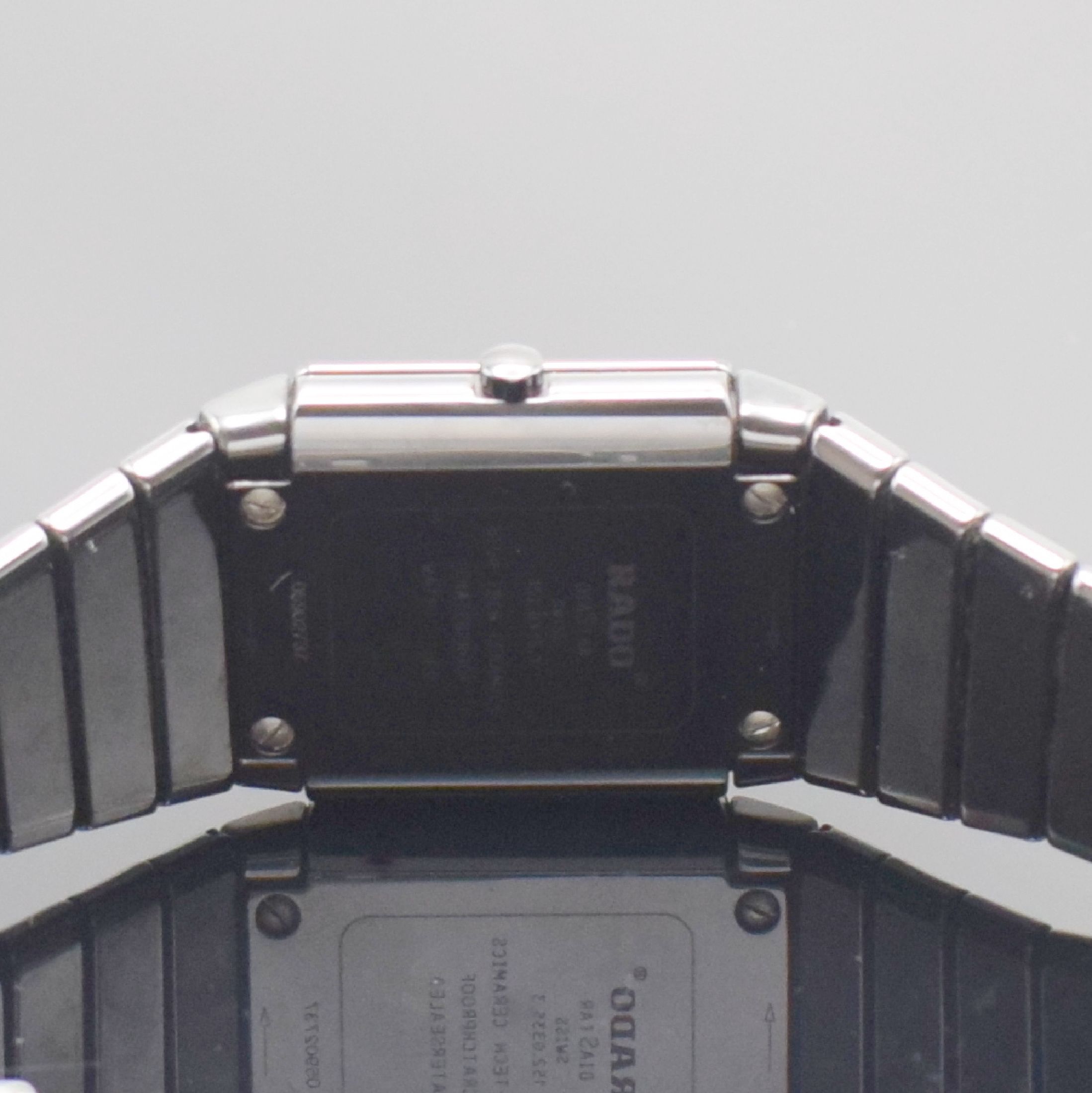 Detail d: RADO Herrenarmbanduhr Serie Diastar Referenz 152.0335.3, Schweiz um 2000, Keramikgeh. inkl. Gliederband m. dopp. Faltschl., quarz, Zifferblatt m. ...