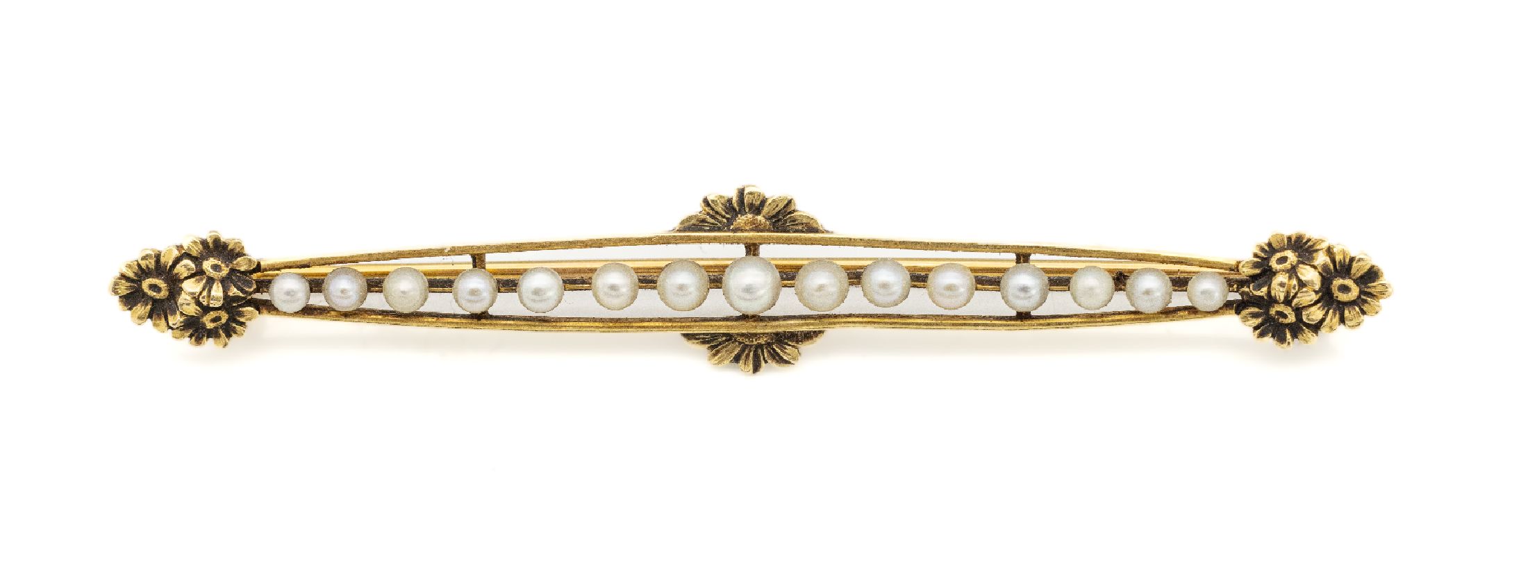 18 kt Gold Perl-Stabbrosche, Frankreich um 1920, GG 750/000, Blütenverzierung, schlichte Form, 15 Perlchen im Verlauf, L. ca. 7.5 cm
