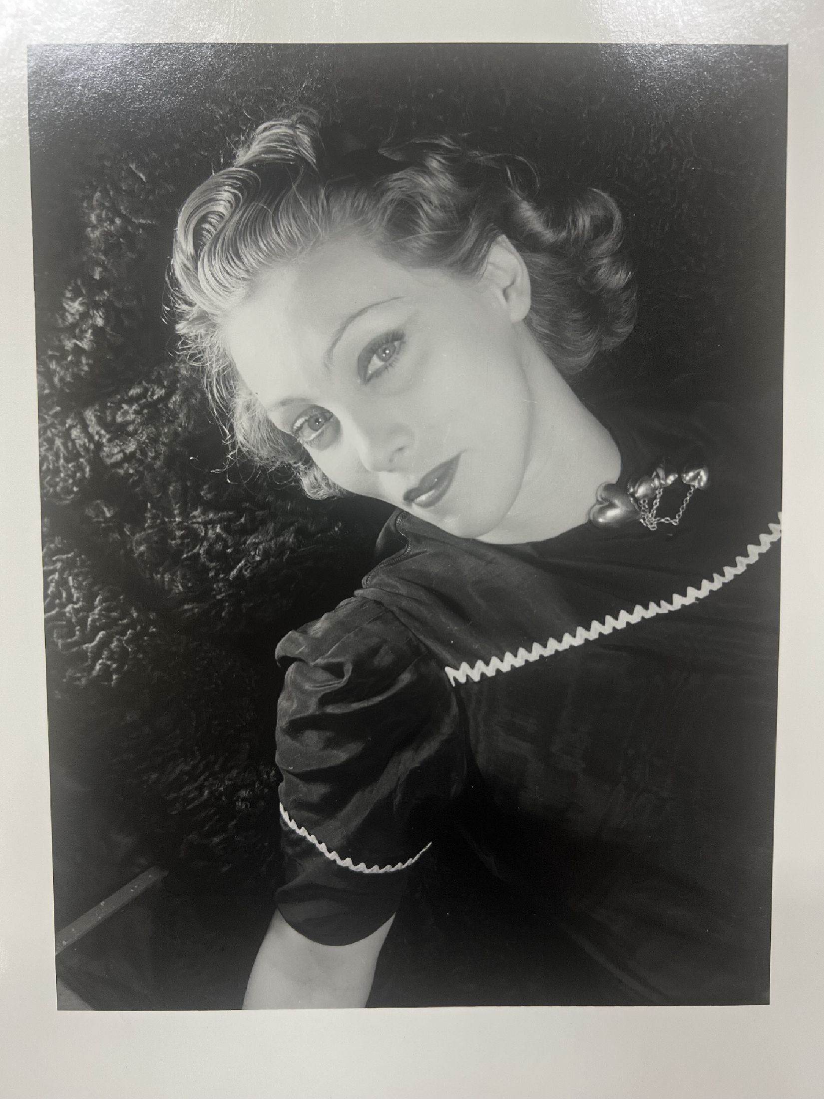 Detail a: Otto Wols, 1913 - 1951, 5 Fotografien auf Karton, Frauenporträts, die Aufnahmen stammen aus den 30er Jahren des 20. Jahrhunderts, die Abzüge vom ...