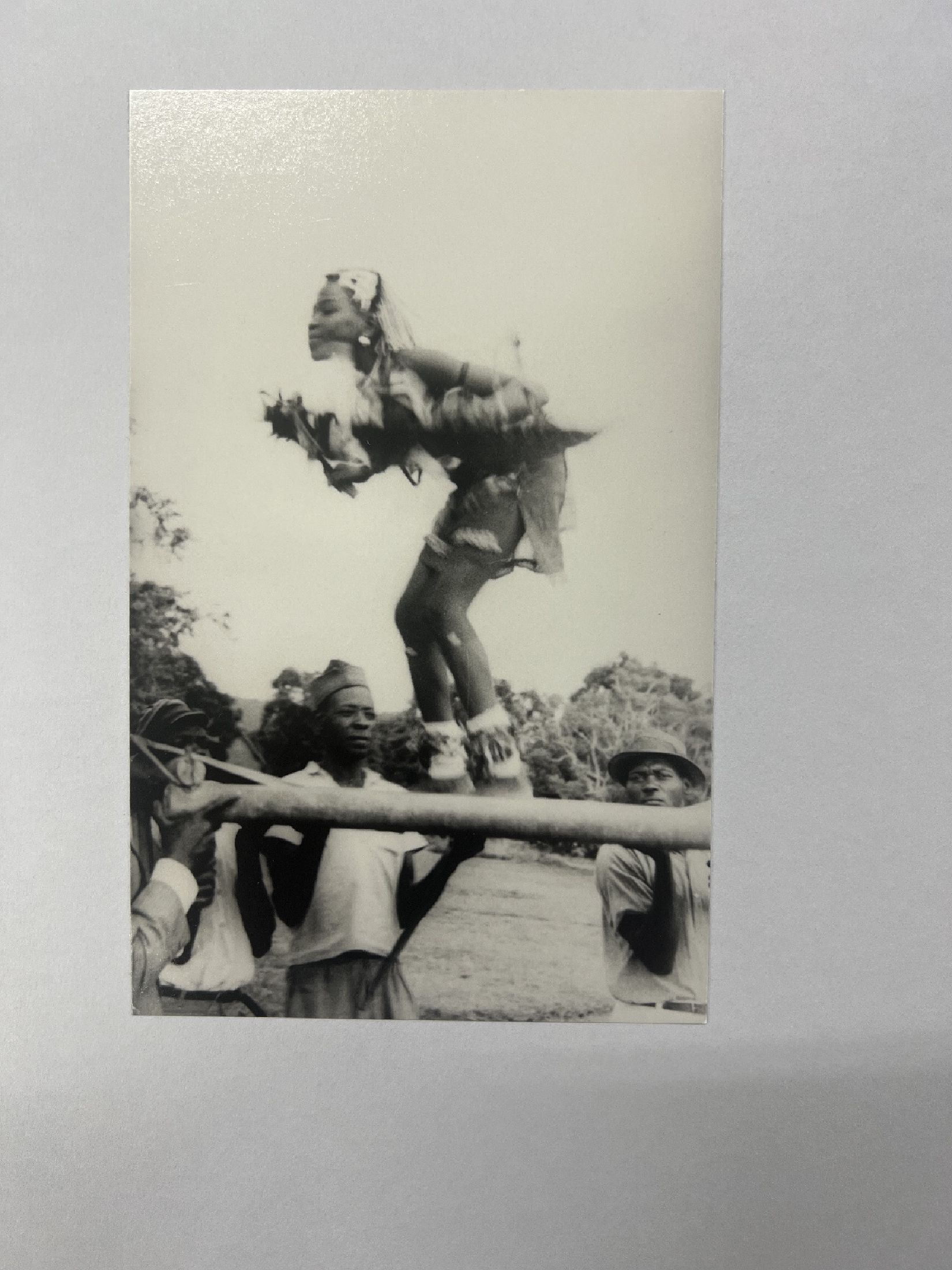 Detail b: Germain Krull, 1897 - 1985, 5 Fotografien, verschiedene Techniken, aus dem Mappenwerk "Tanz und Revolte", aus dem Nachlass der Fotografin ...