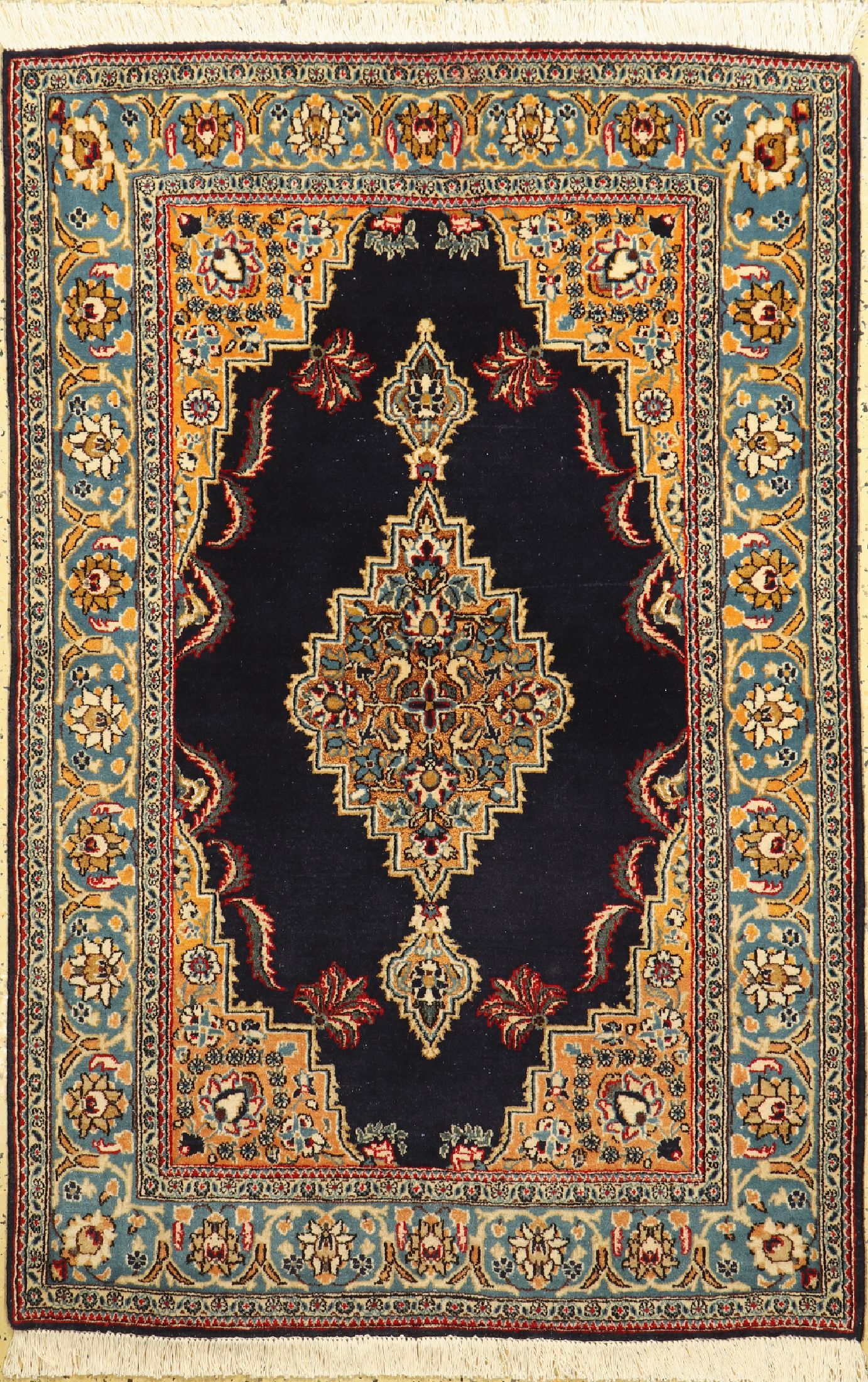 Ghom alt, Persien, um 1960, Wolle mit Seide, ca. 160 x 107 cm, EHZ: 1-2, Fransen erneuert