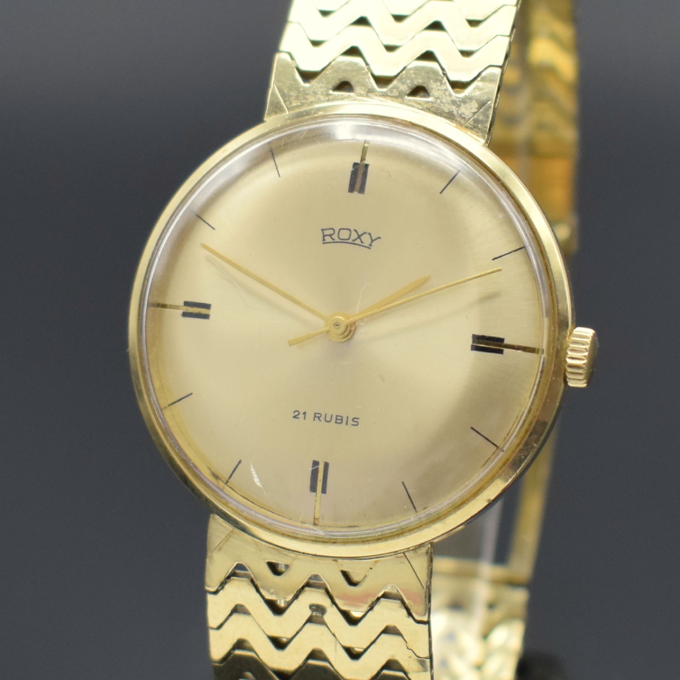 Detail a: ROXY Armbanduhr in GG 585/000, Handaufzug, Schweiz um 1965, Boden aufgedr., Goldband an der Schließe m. Monogramm BK, champagnerfarb. Zifferbl., ...