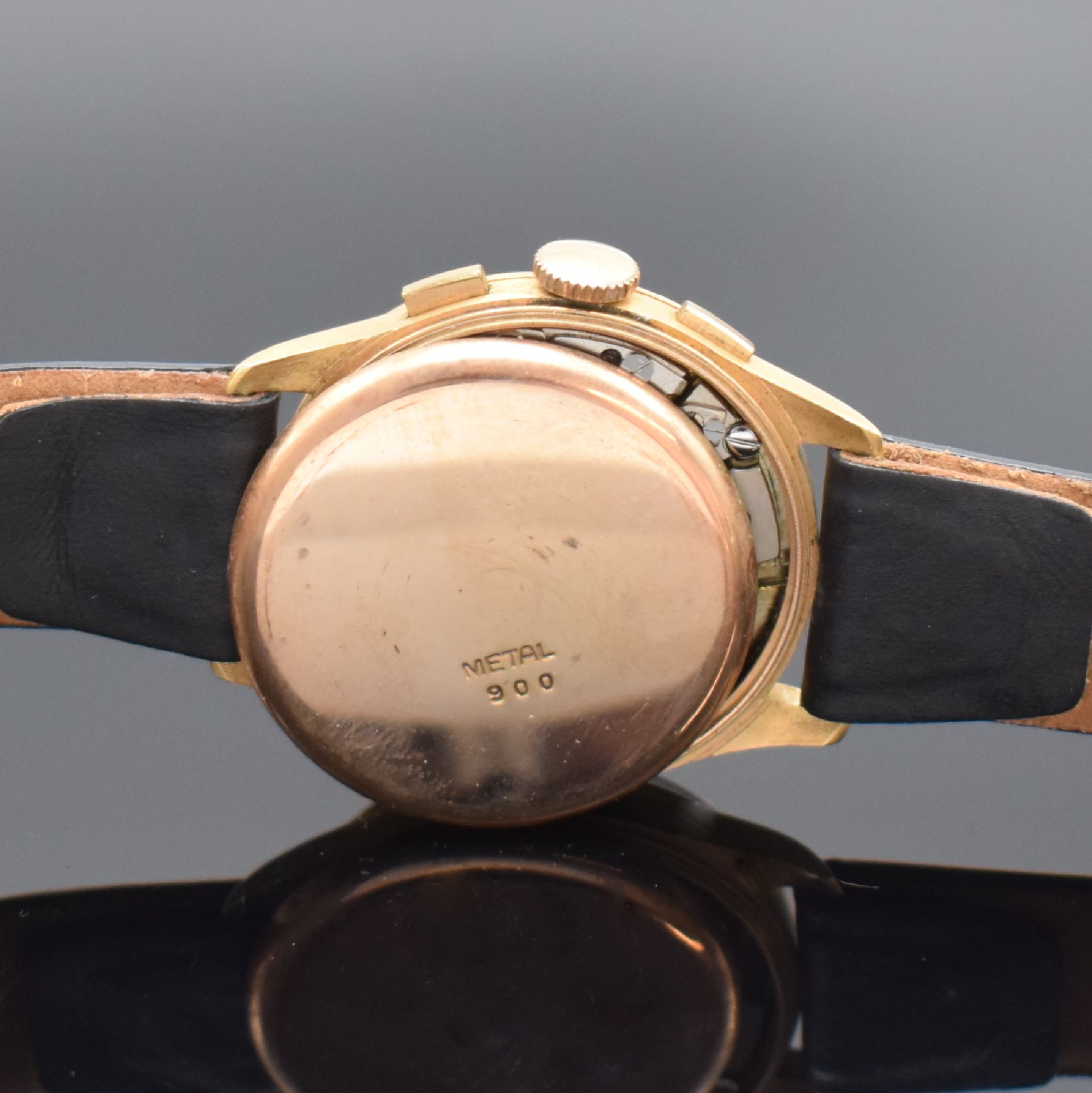 Detail d: ORFINA Armbandchronograph in Roségold 750/000, Schweiz um 1950, Glasrand, Boden & verg. Cuv. aufgedr., silb. Zifferbl., 30 Min.- Stoppz., Kal. ...